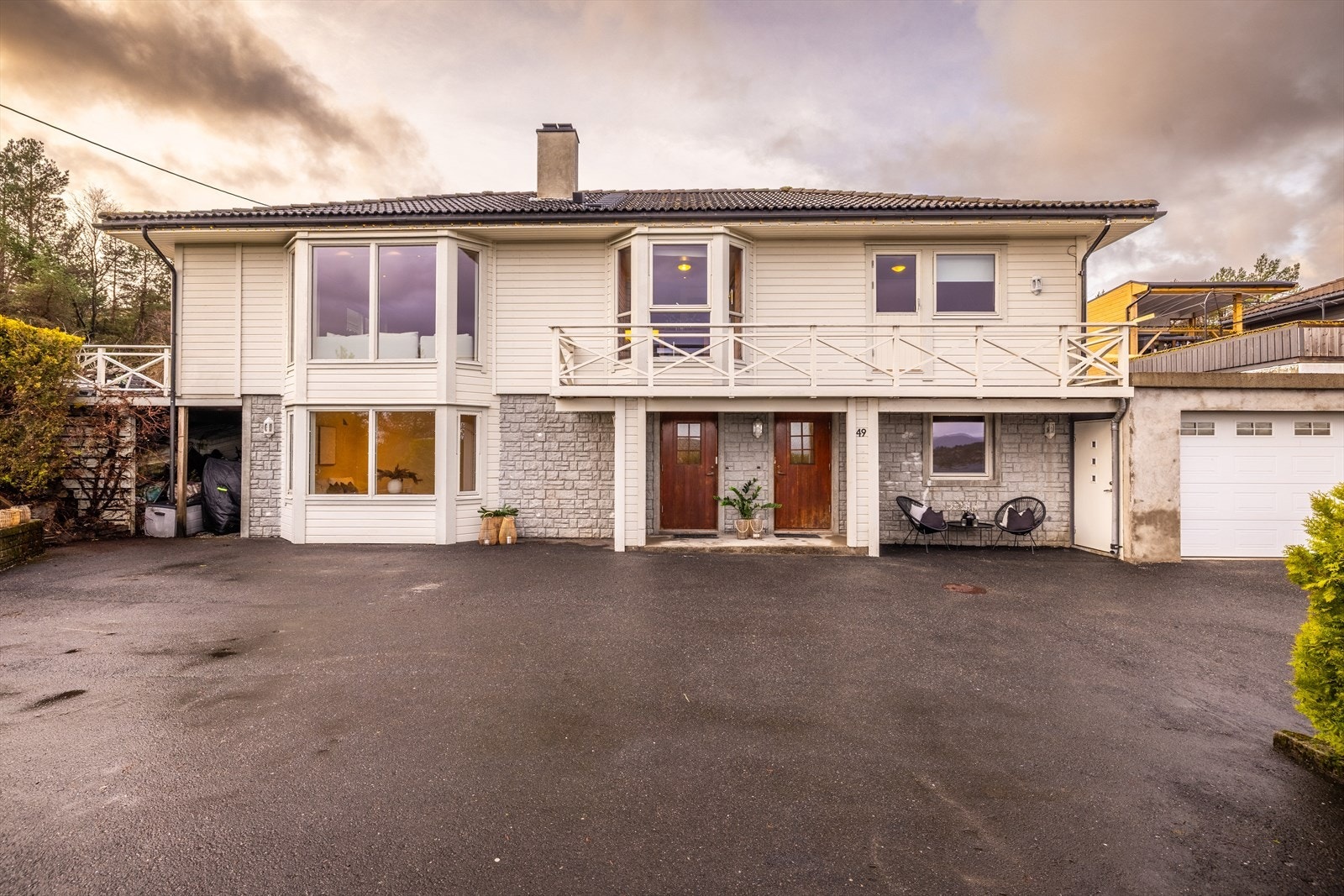 Her får du både et flott hjem og en svært attraktiv utleiemulighet i første etasje. Galleribilde