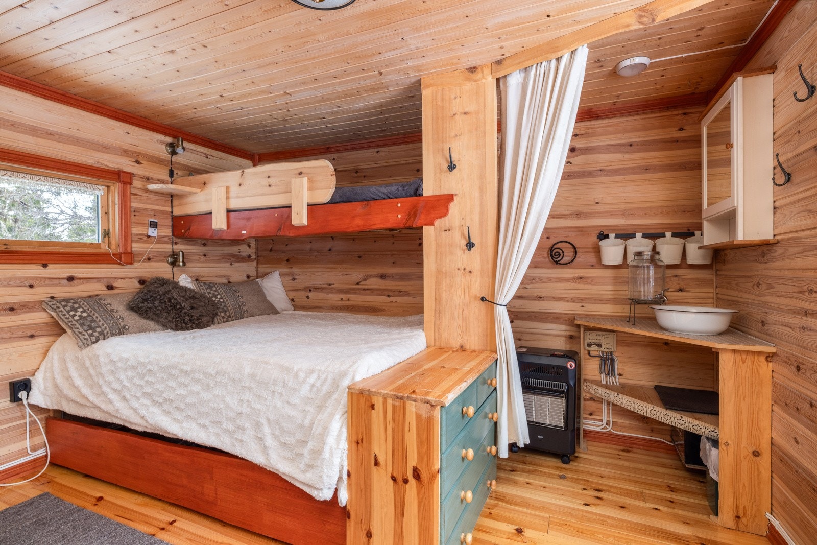 Annekset har flere soveplasser og ... Galleribilde