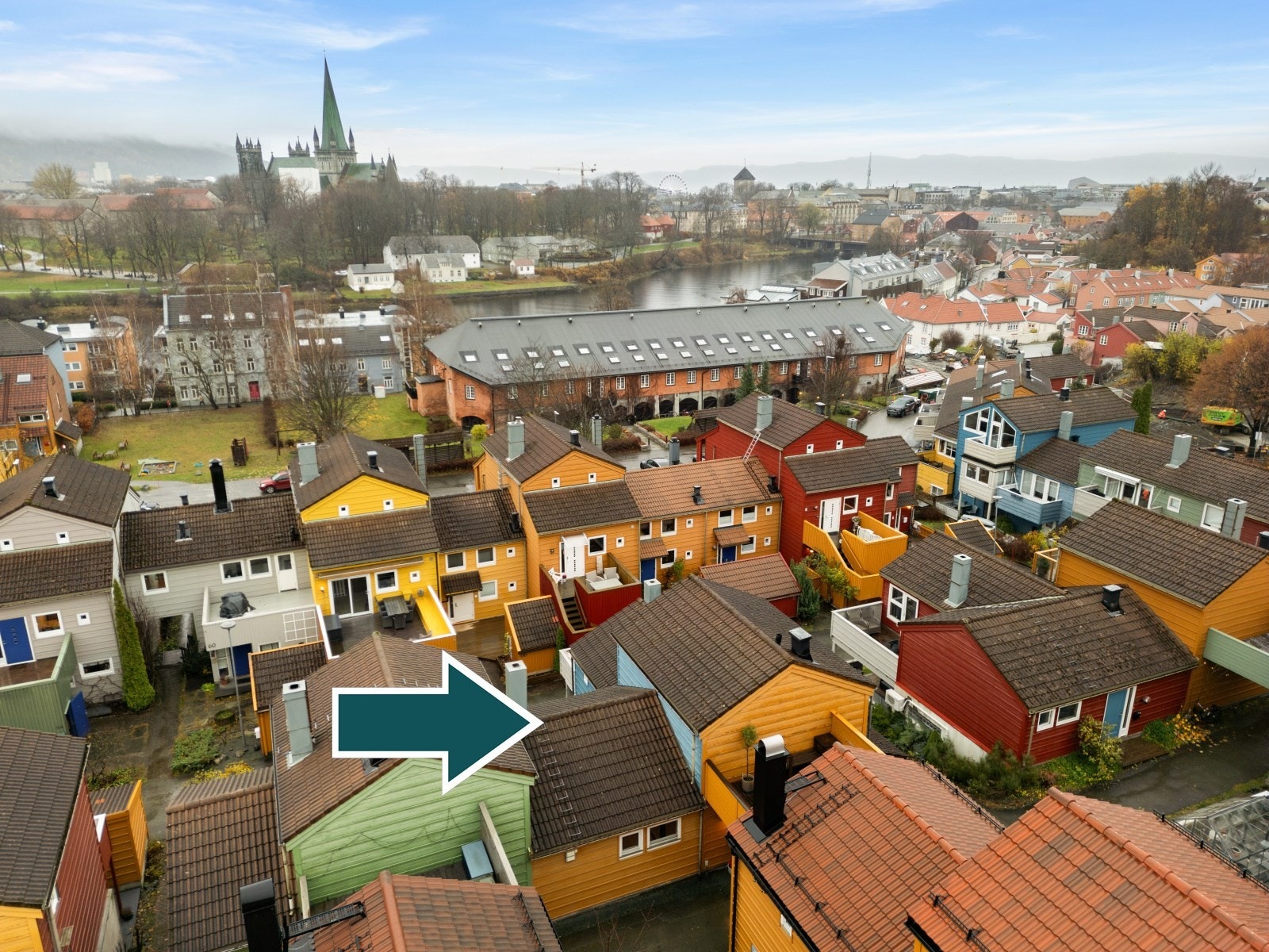 10 minutters gange til Nidaros Domkirke, sentrum av Trondheim. Galleribilde