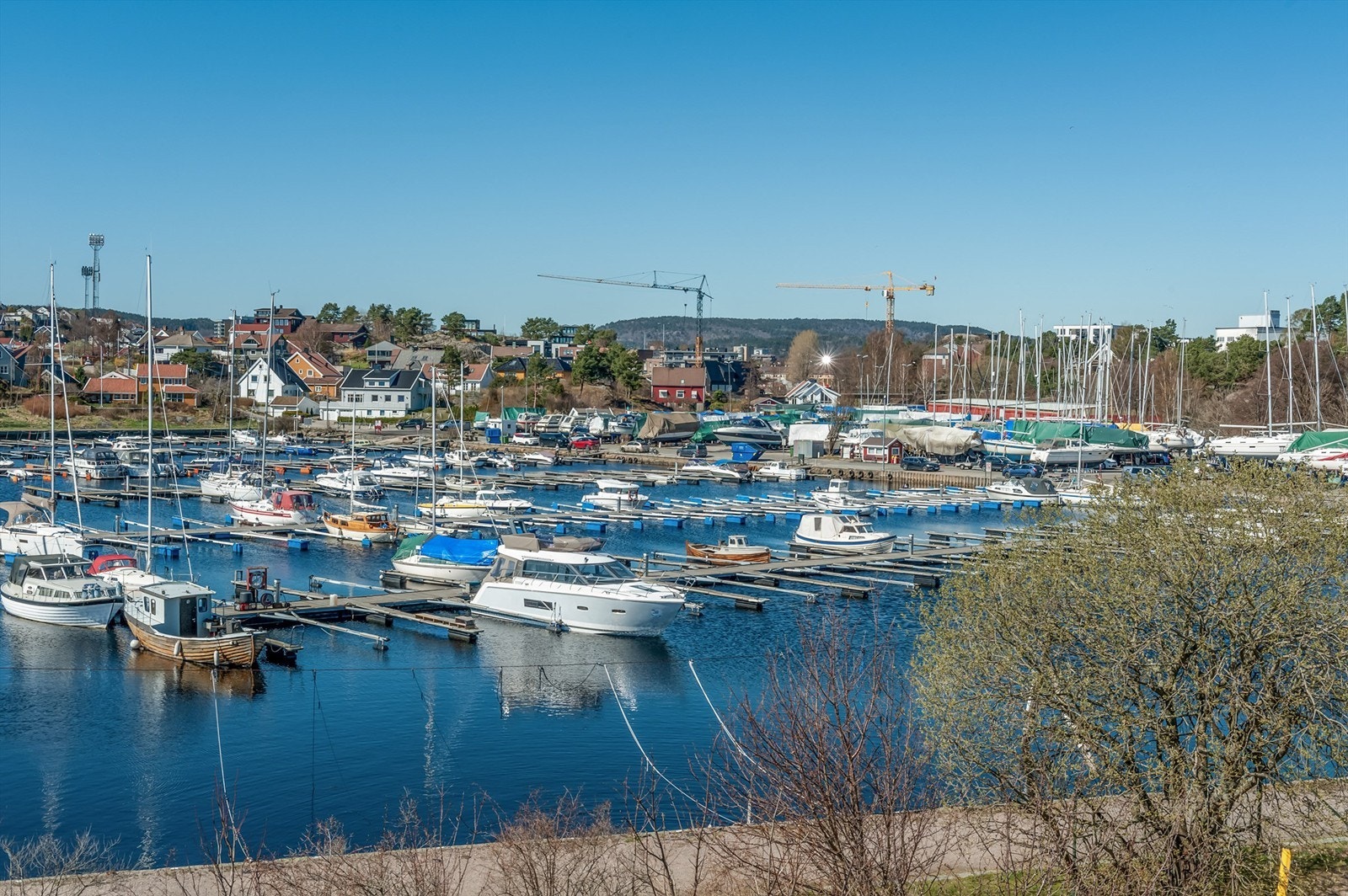 Båthavn like i området Galleribilde