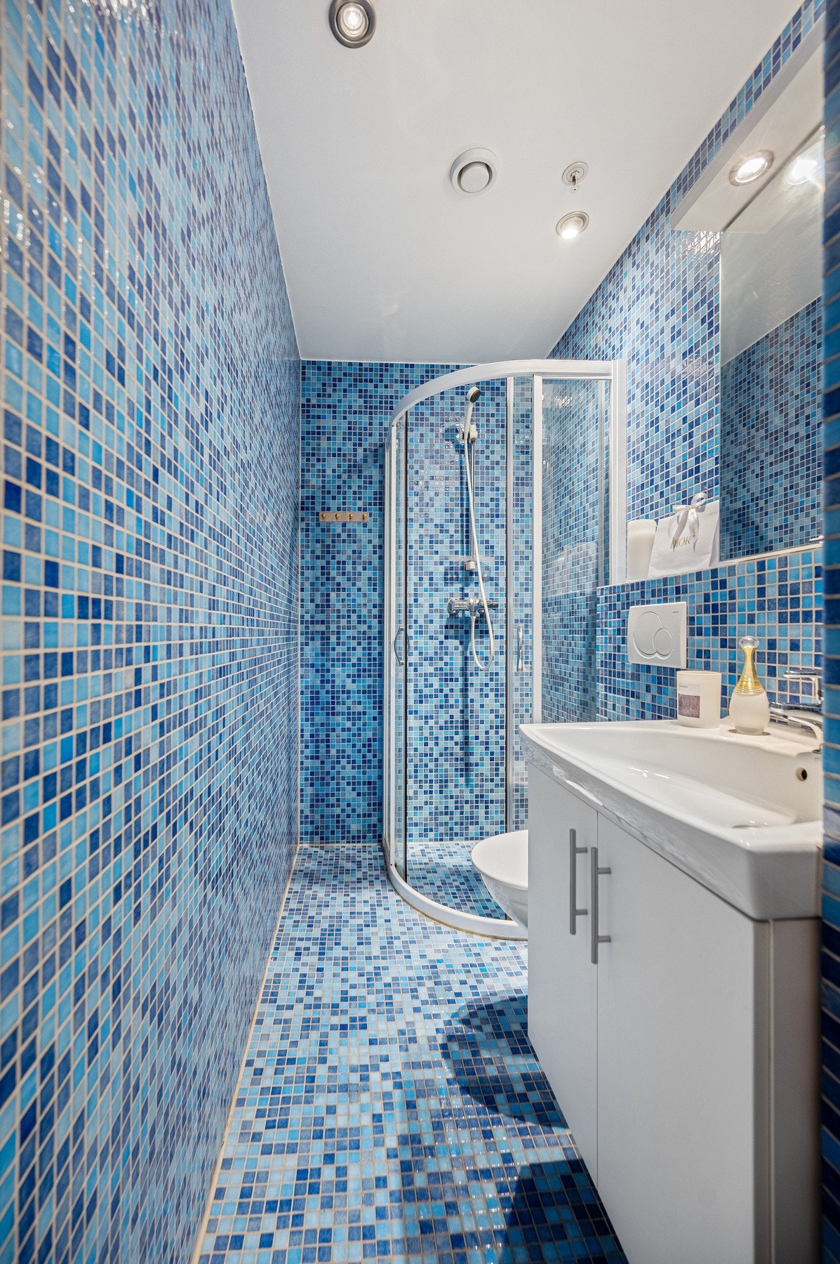 Helfliset bad Galleribilde