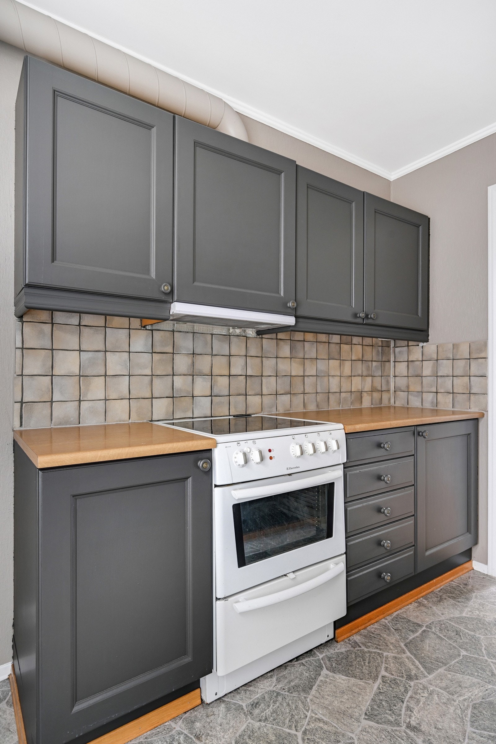 Komfyr og oppvaskmaskin medfølger Galleribilde