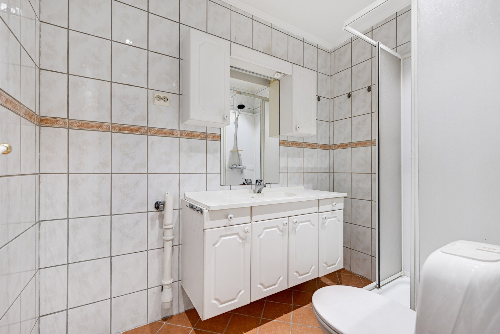 Flislagt bad med gulvvarme Galleribilde