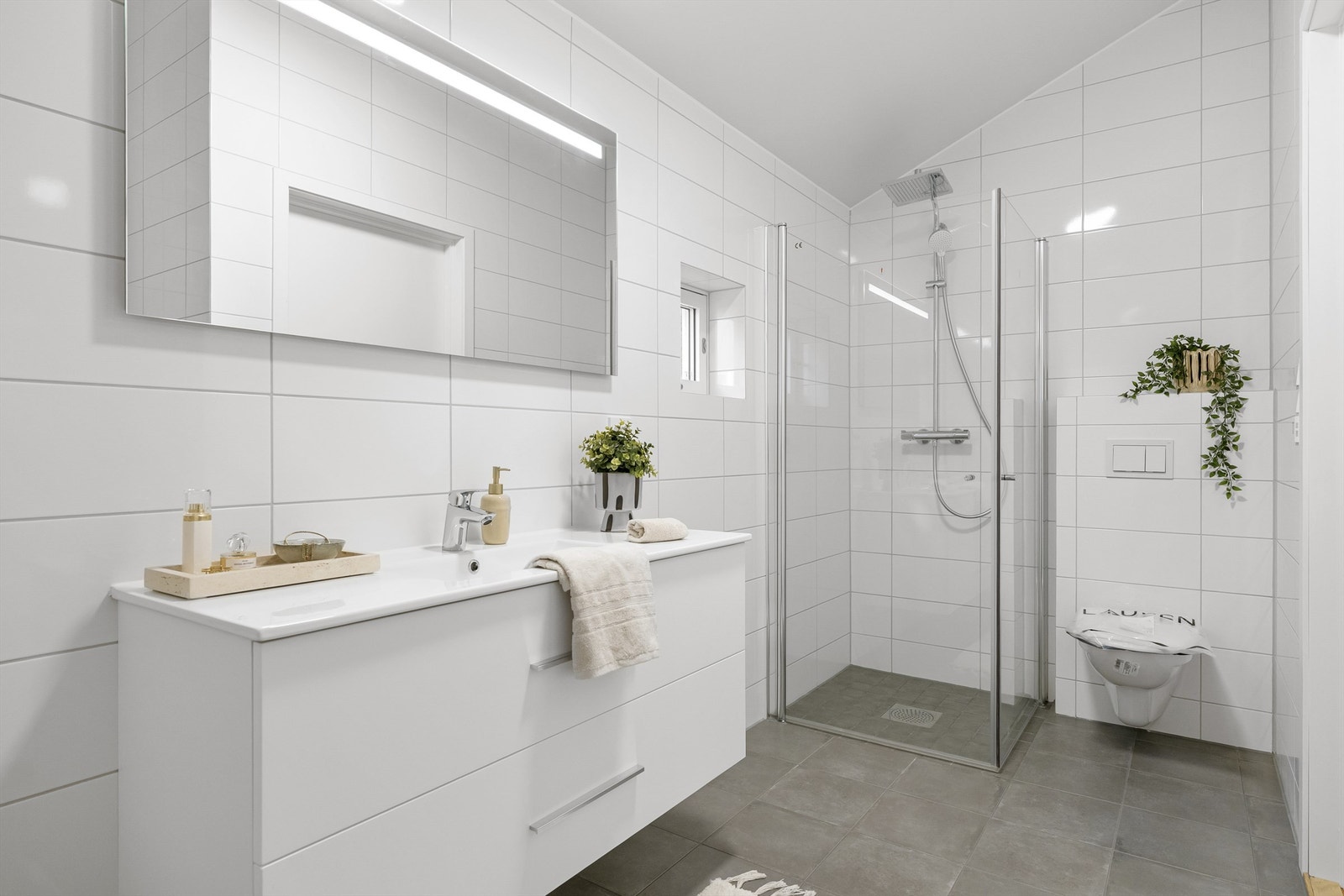 Lekkert bad i 2.etg. Galleribilde