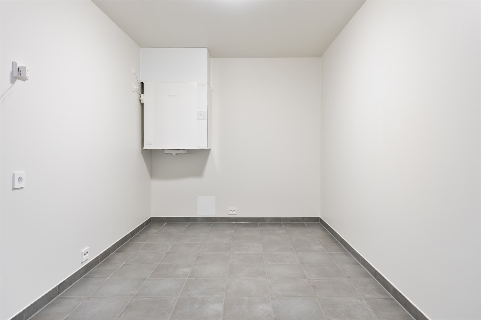 Stor og praktisk bod Galleribilde