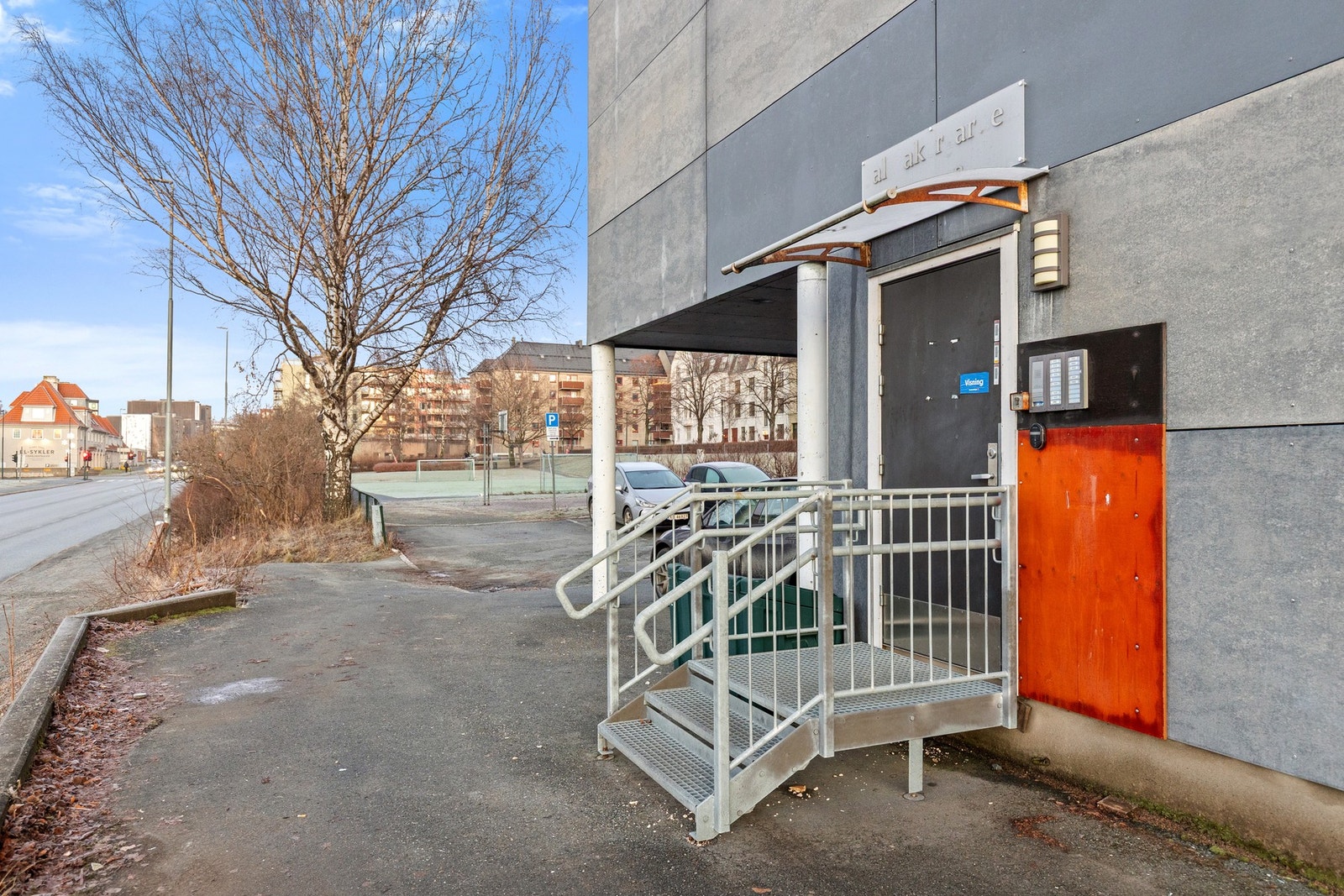 Inngangsparti Galleribilde