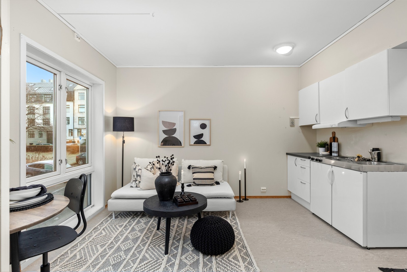 Fra leiligheten har man utsikt mot friområder. Galleribilde