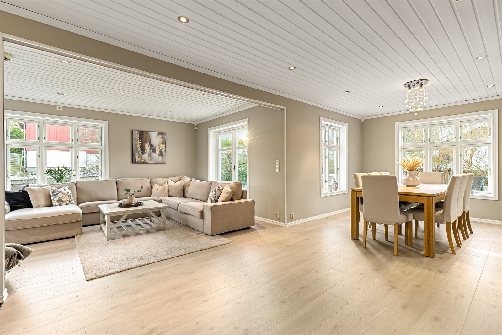 Åpen løsning stue/spisestue Galleribilde