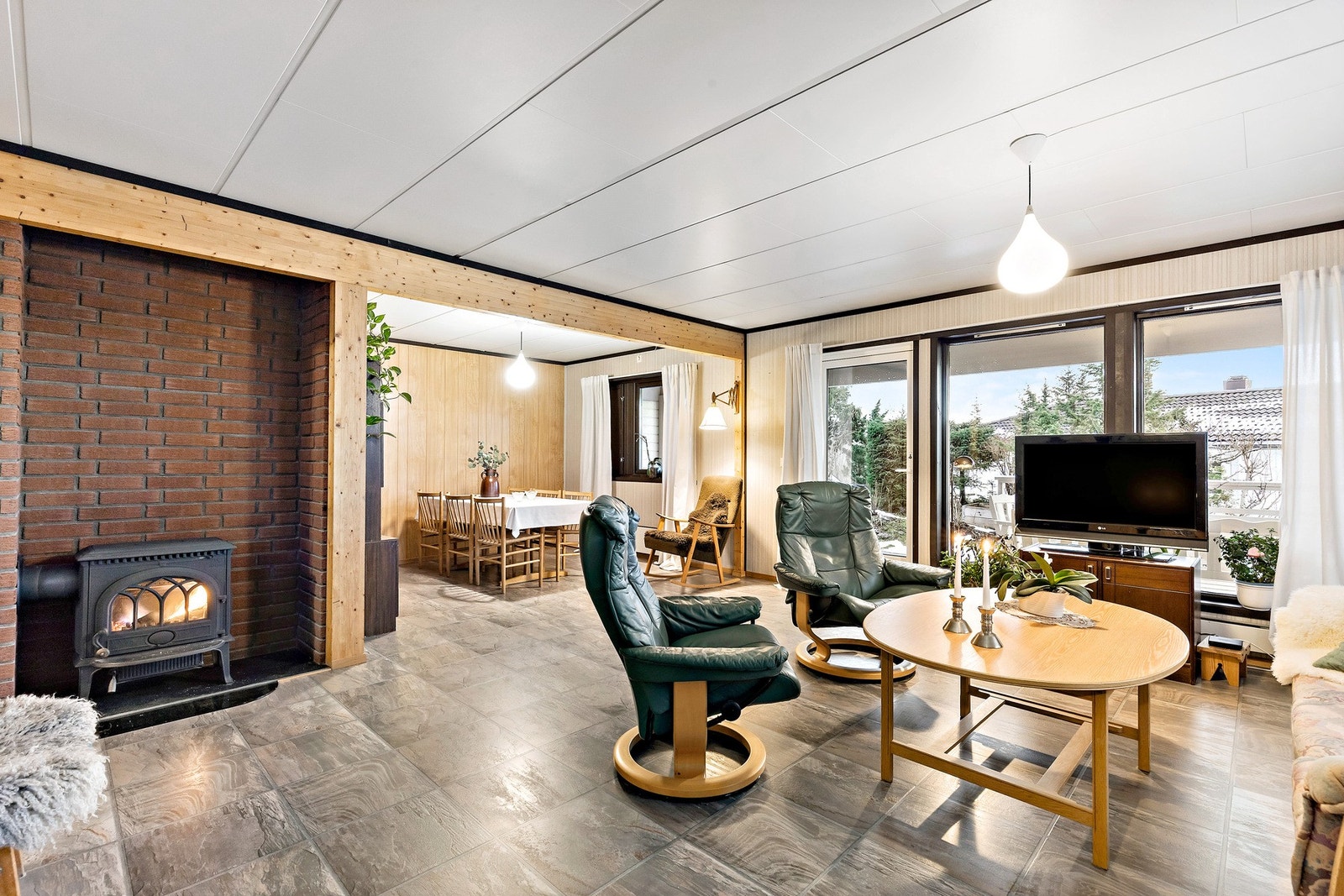 Boligen har en romslig og åpen planløsning. Galleribilde