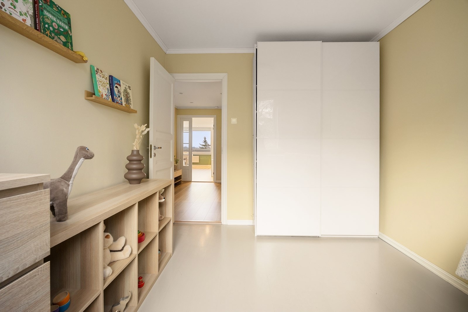 Rommet passer perfekt som barnerom, gjesterom eller kontor. Galleribilde