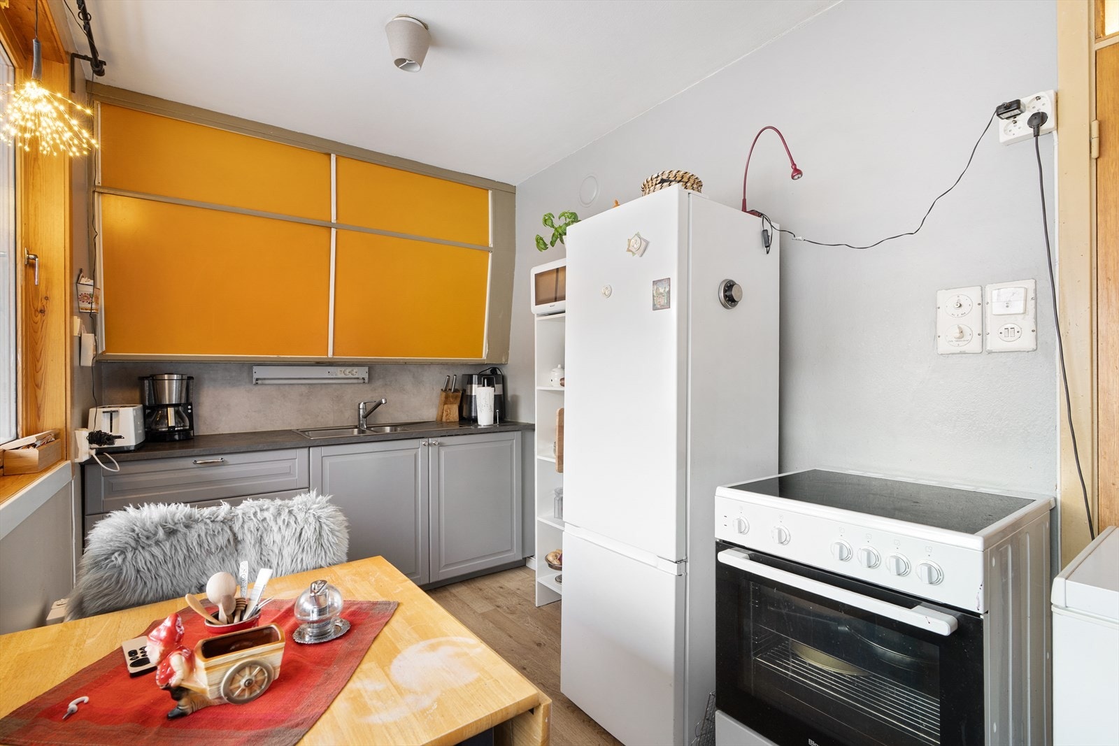 Leiligheten inneholder gang, bad, toalettrom, vaskerom, 2 soverom, stue, kjøkken og bod. Galleribilde