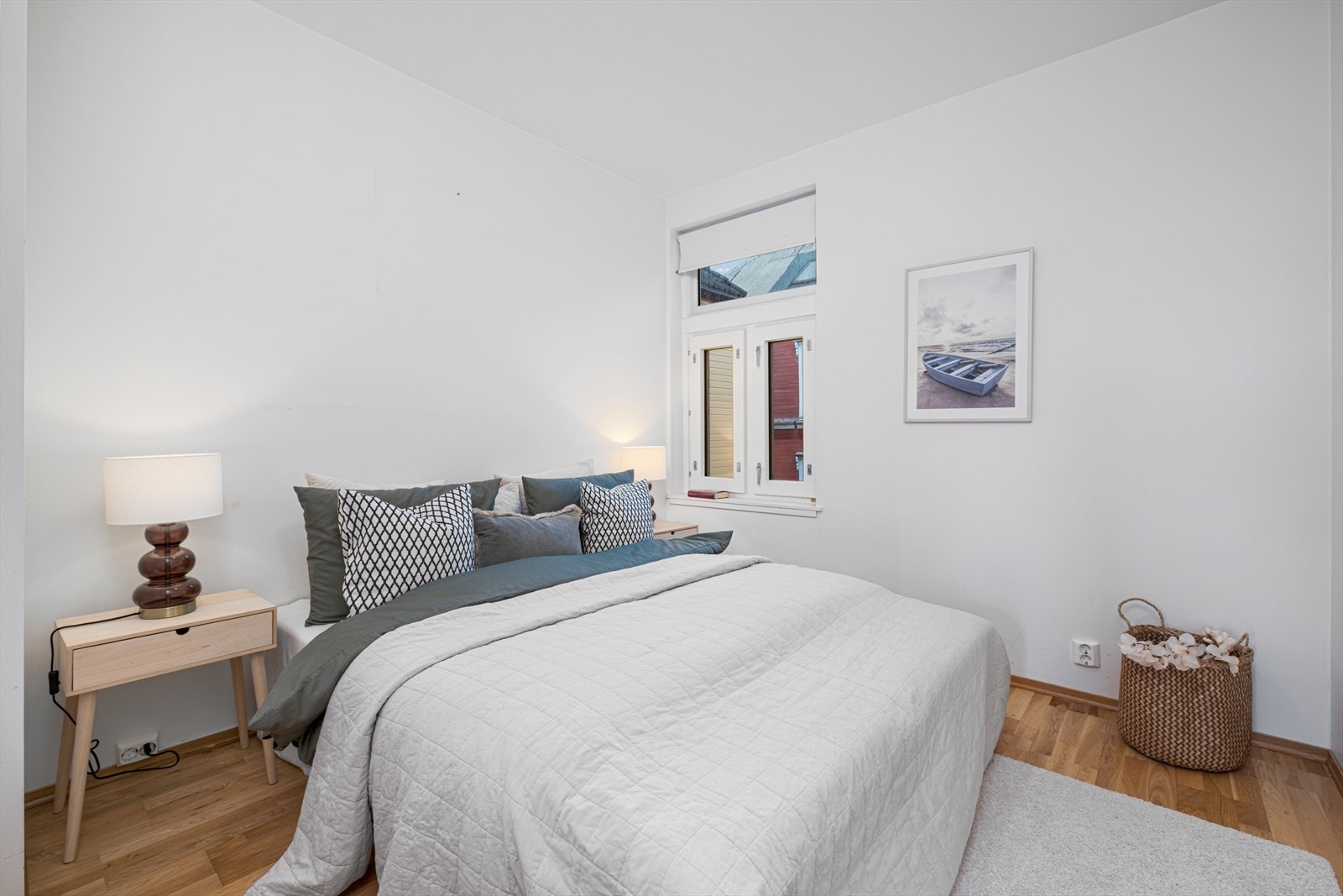 Soverommet er av god størrelse på 9,3m². Galleribilde