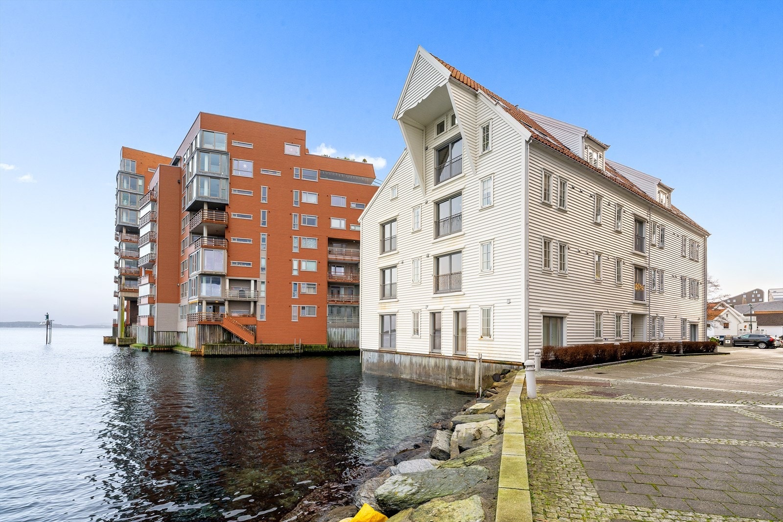 EiendomsMegler 1 v/ Nikolai Tvedt presenterer Verven 42! Galleribilde