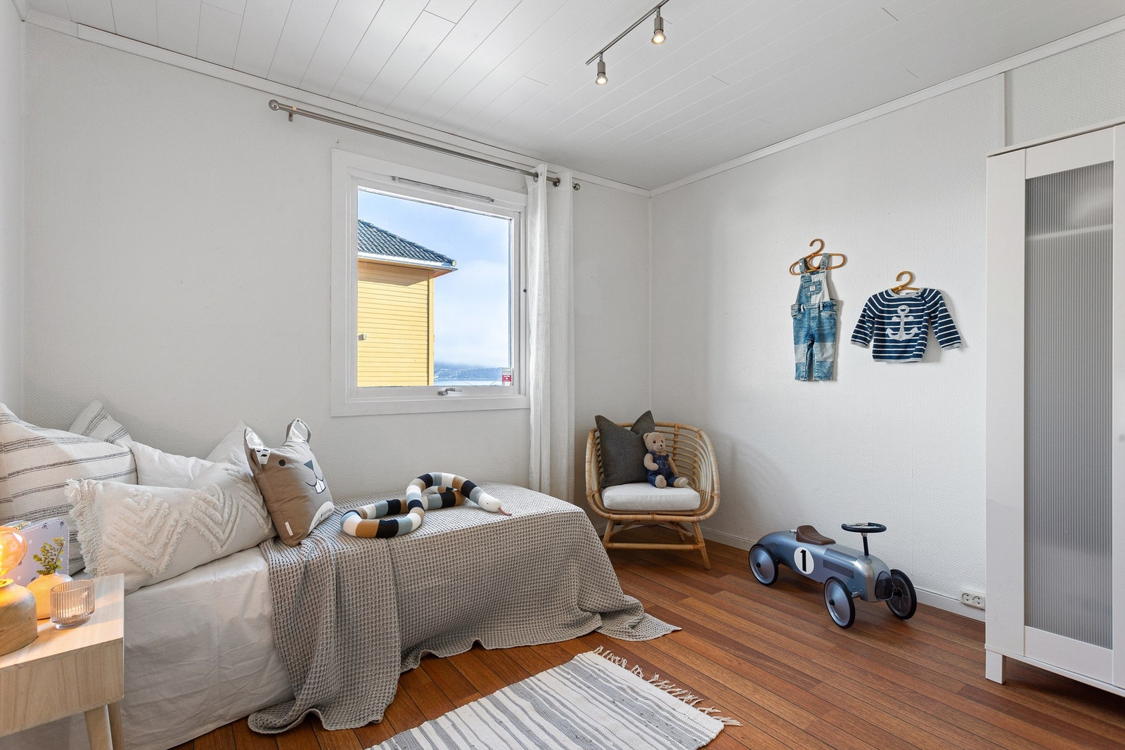 Soverom 3 med garderobeskap Galleribilde