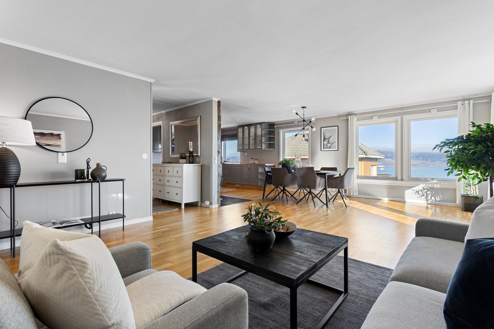 Velkommen på visning av flott famiilebolig i Nordbyveien 21A! Foto: Ole Thorgeir Solheim Thoresen Galleribilde