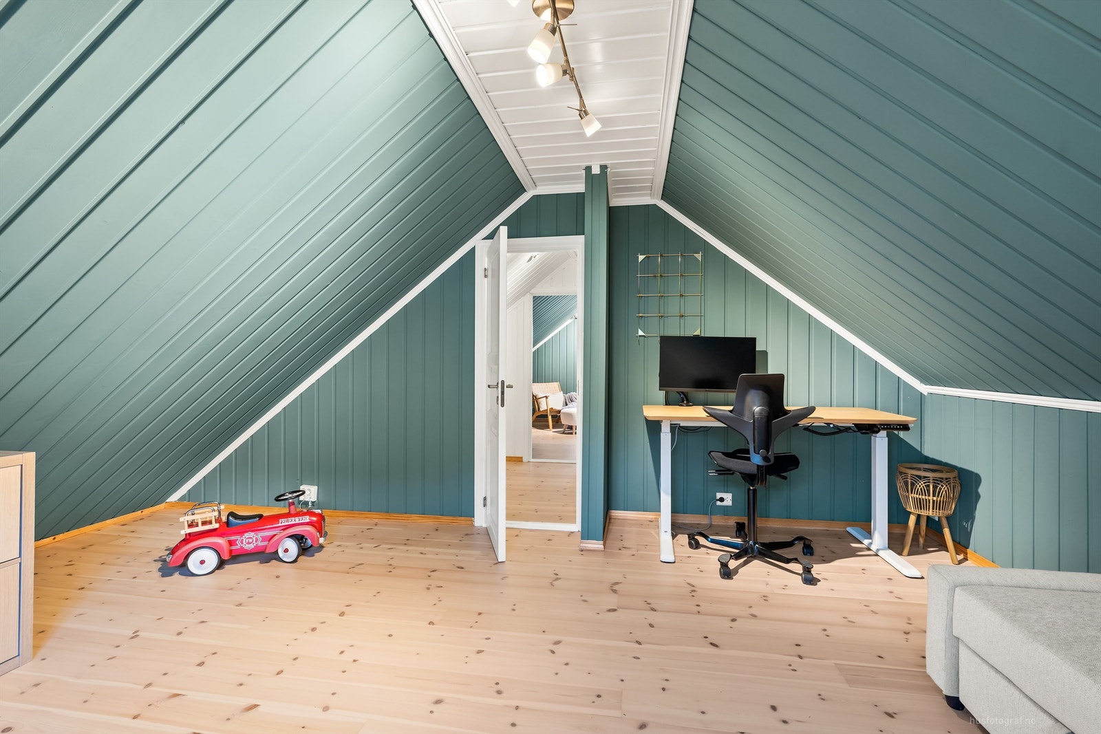 Hyggelig soverom/loftsstue Galleribilde