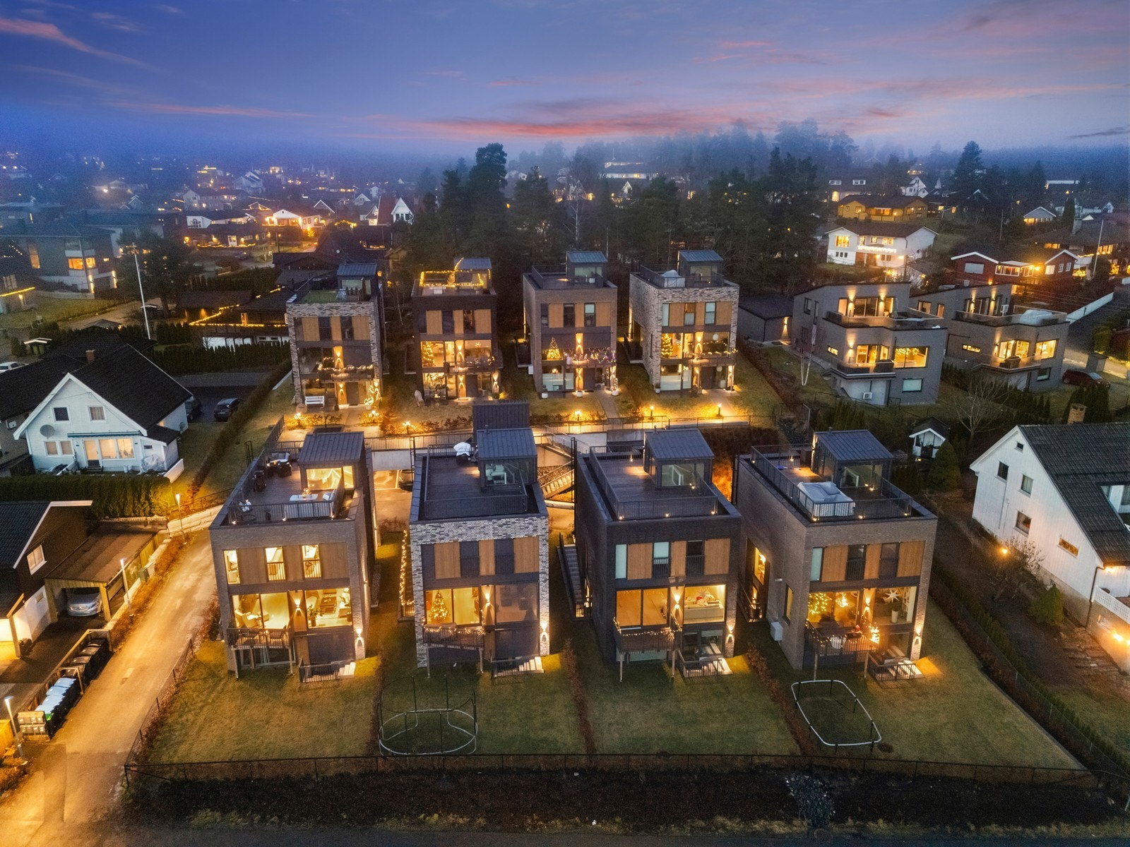 Eiendommen er presentert av Frode Bjørnevik i EiendomsMegler 1. Galleribilde