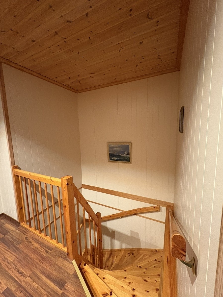 Trapp til underetasje Galleribilde