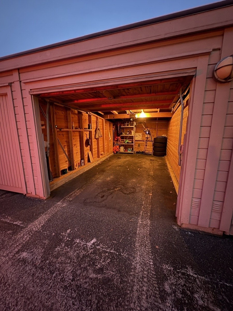 Garasjen Galleribilde