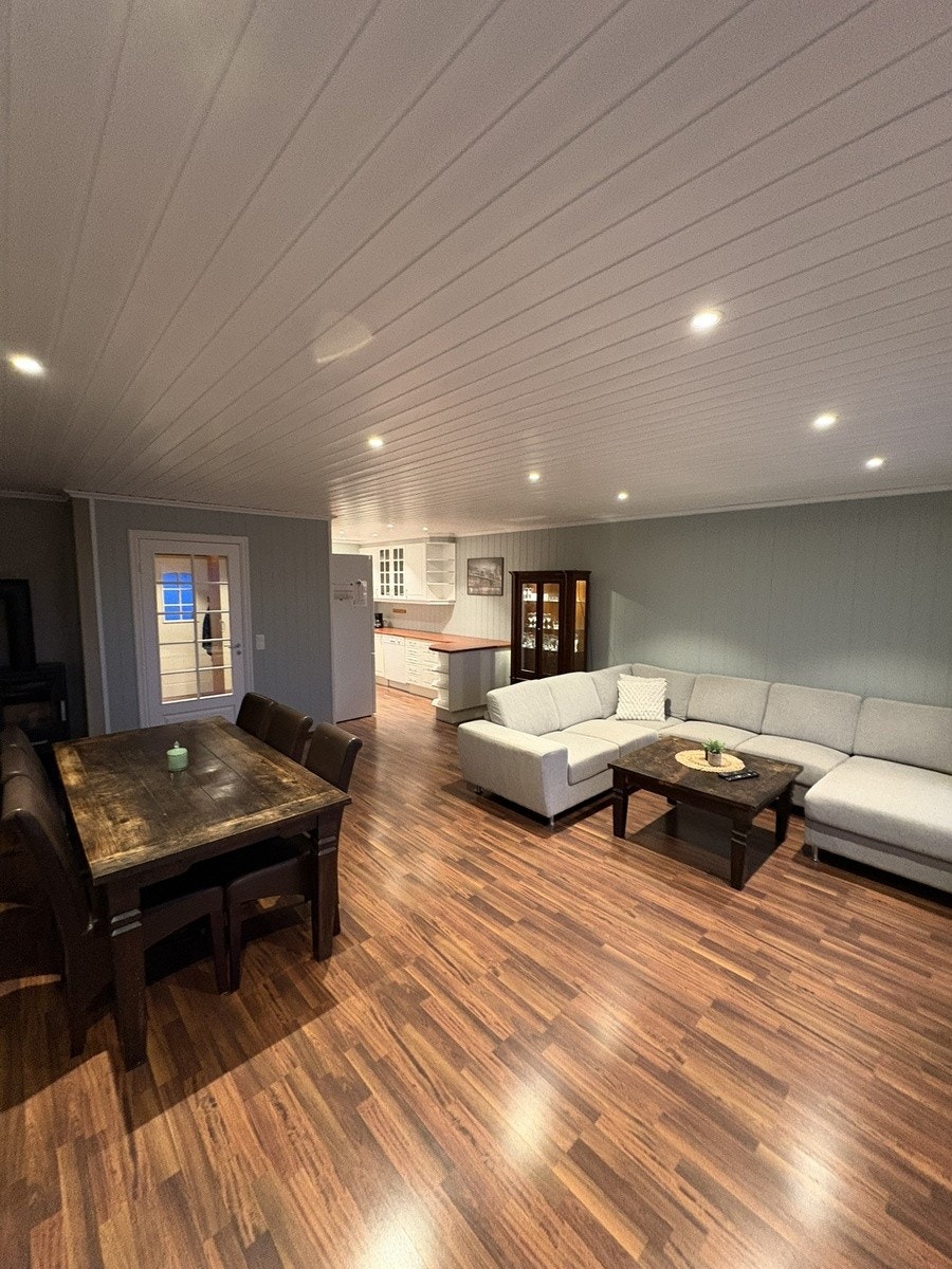 Stue/Spisestue/Kjøkken Galleribilde