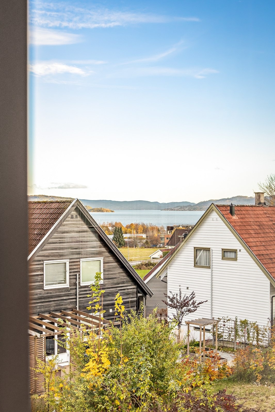 Utsikt fra stuevindu Galleribilde