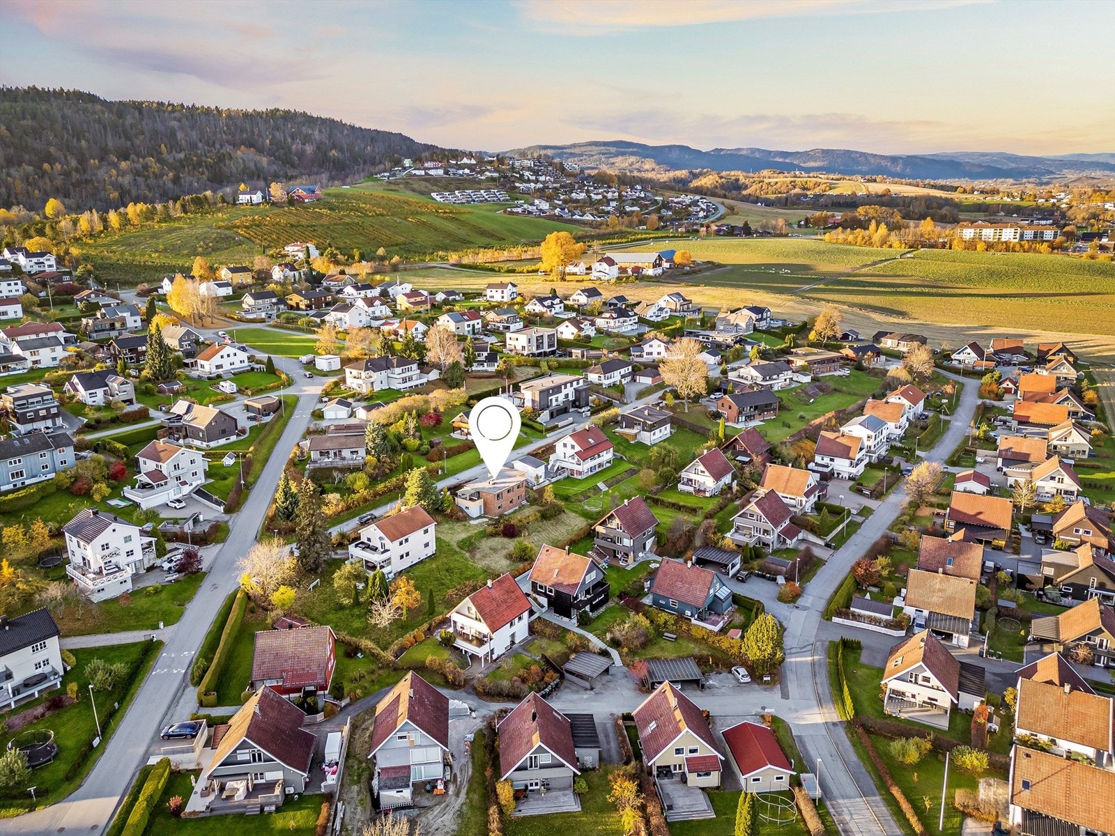 Stille og rolige omgivelser i et barnevennlig boligområde Galleribilde
