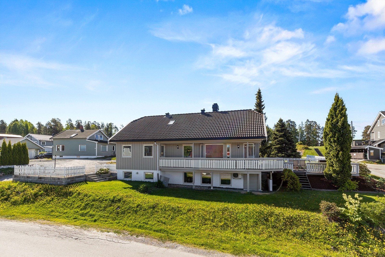 Solrik og god beliggenhet Galleribilde