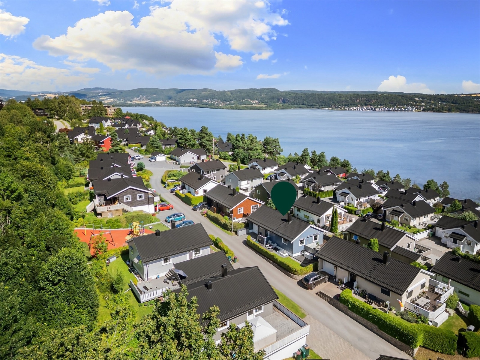 Stille og rolige boligområde med et svært barnevennlig nærmiljø Galleribilde