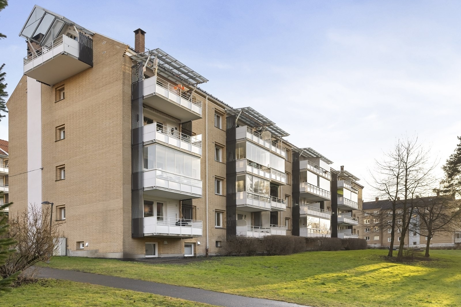 Leiligheten ligger flott til i 1.etasje! Galleribilde