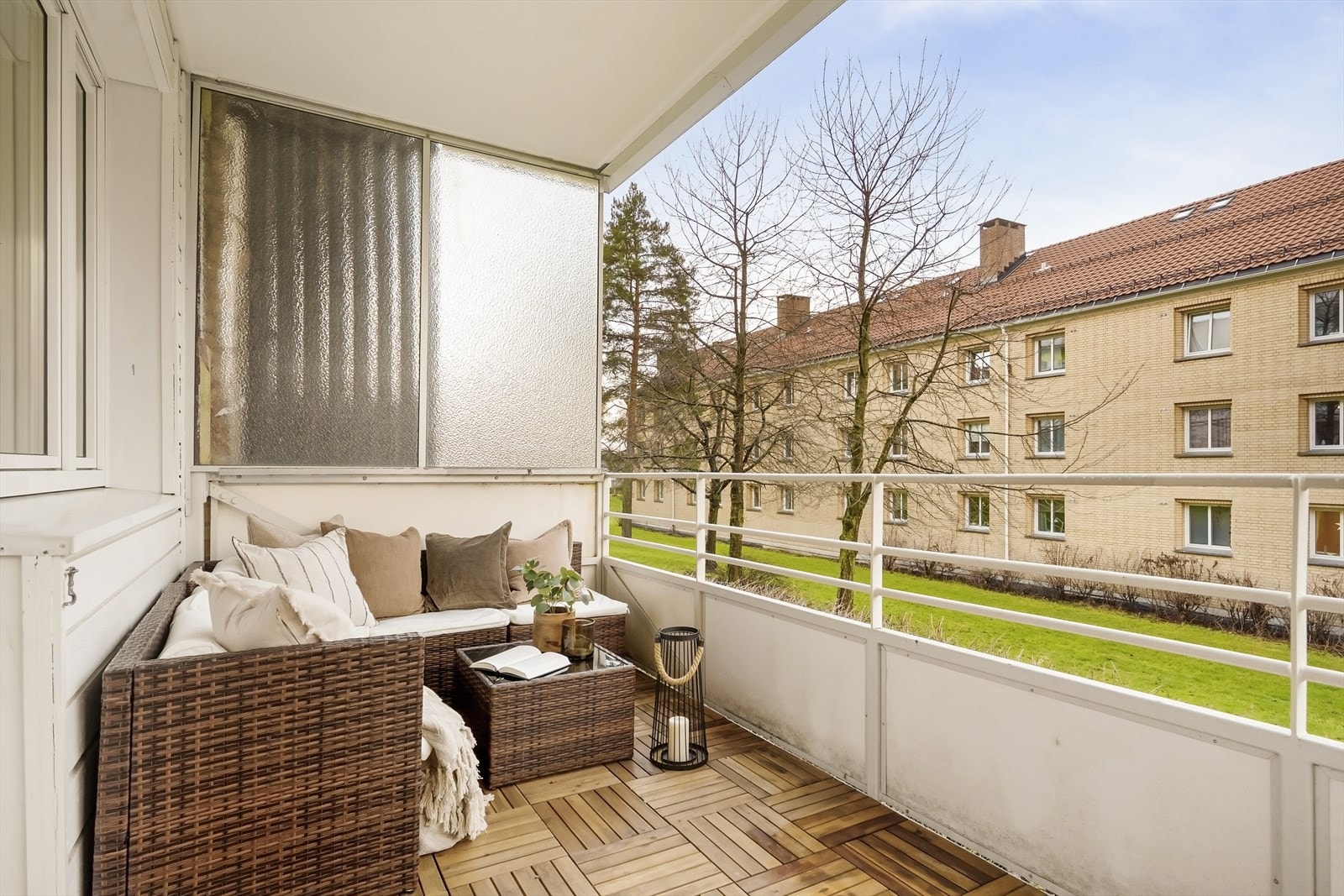 Sjarmerende vestvendt balkong på 7 kvm. Galleribilde