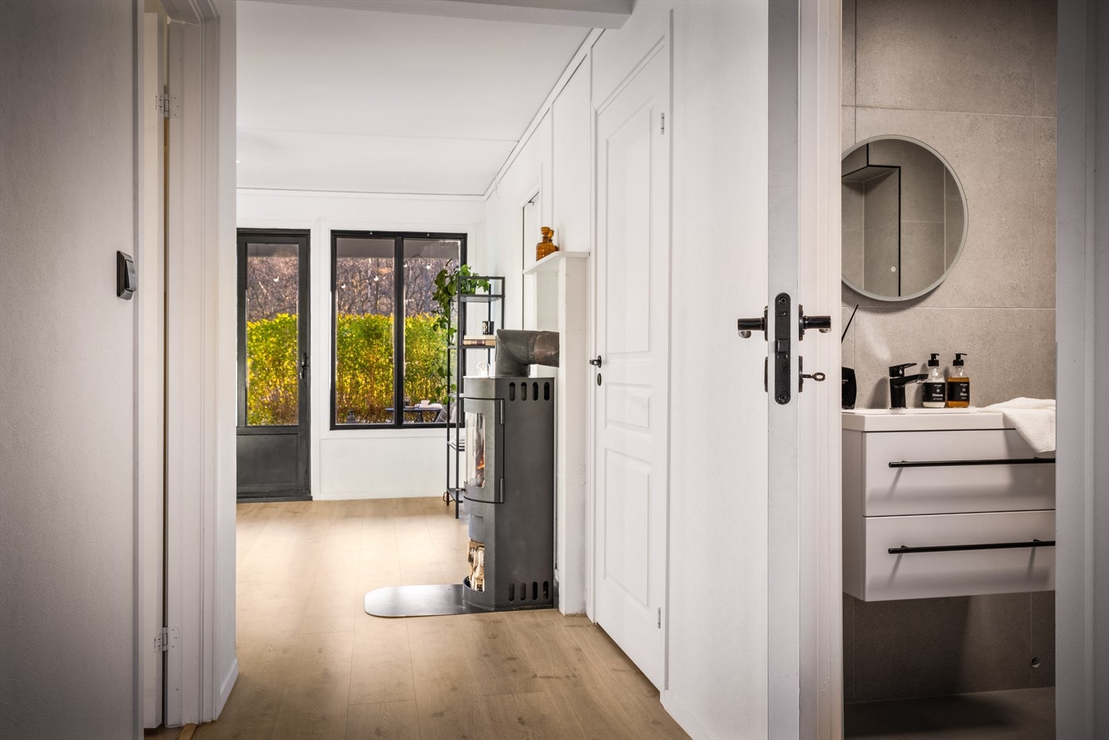 Badet ligger midt i leiligheten Galleribilde