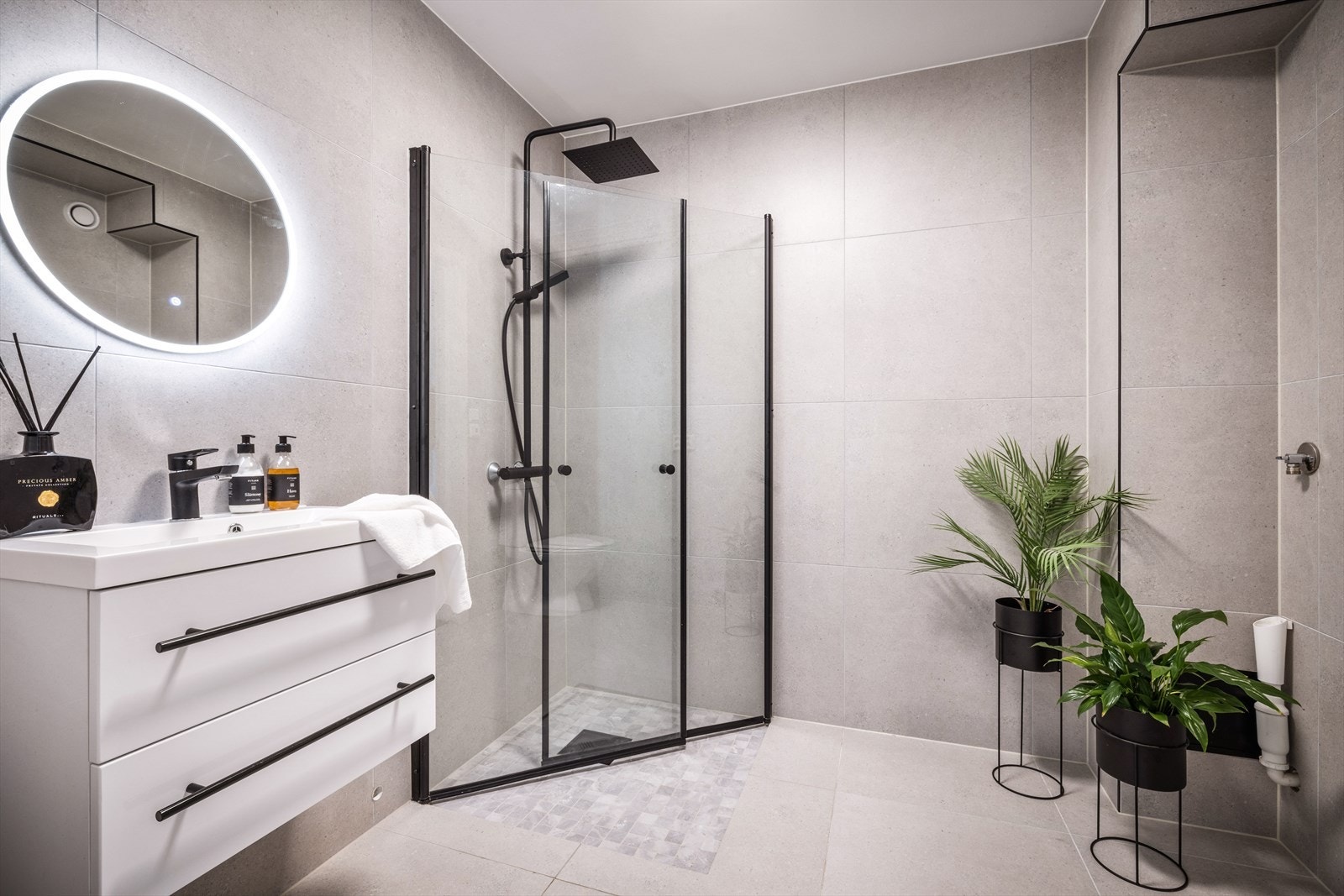 Her er det opplegg for vaskemaskin (t.h.) Galleribilde