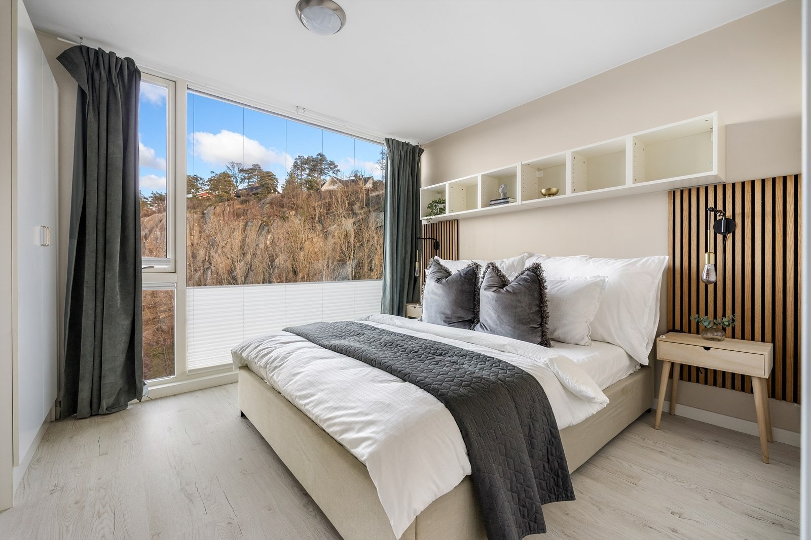 Det er tre gode soverom i leiligheten! Galleribilde