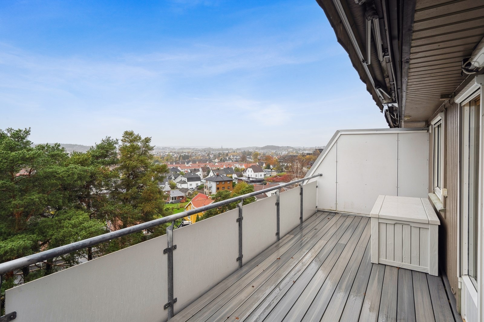 Vestvendt veranda på 14 kvm Galleribilde