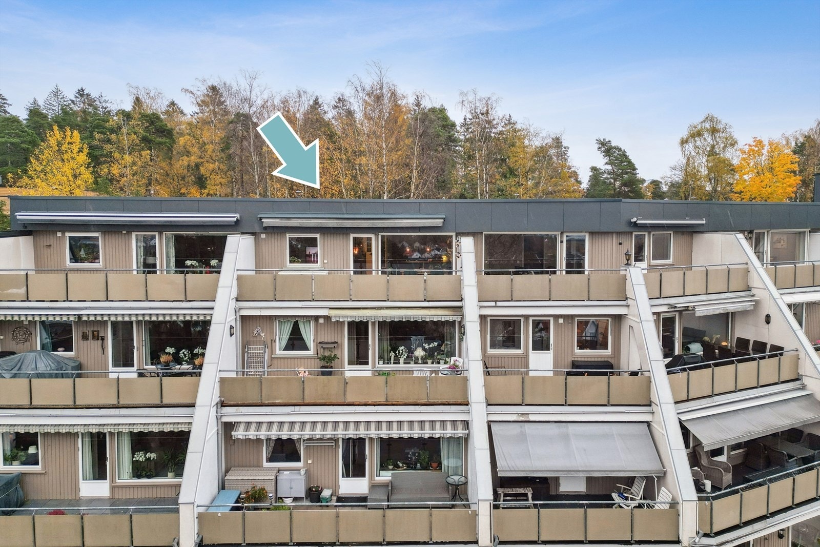 3- roms toppleilighet Galleribilde