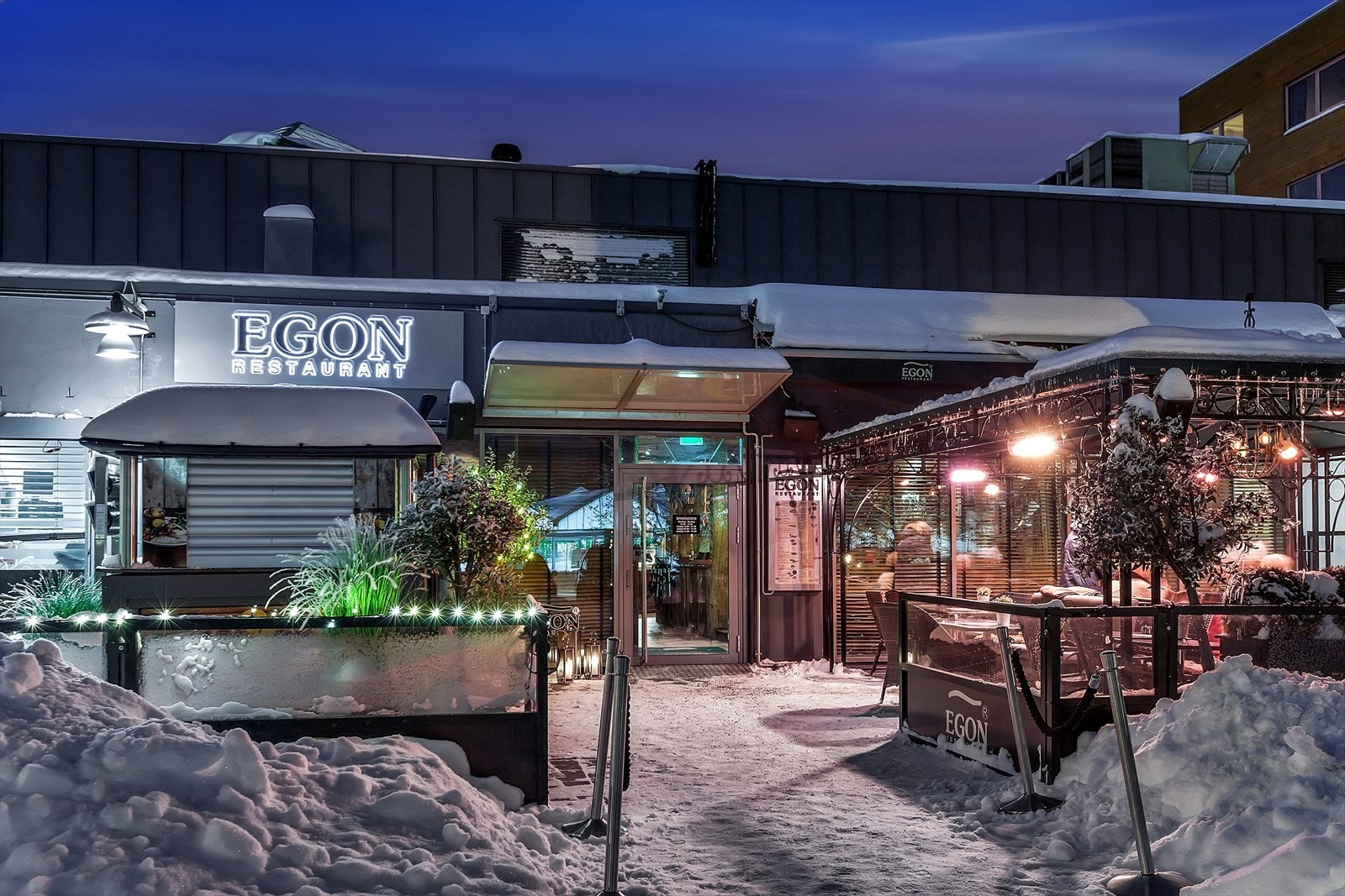 Triaden har flere serveringssteder og kafeer. Galleribilde