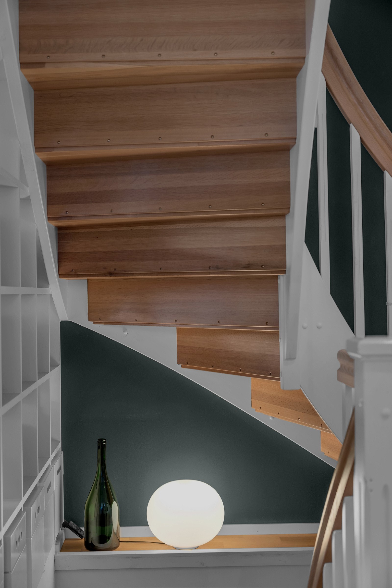 Trappegang ned til u. etasje Galleribilde