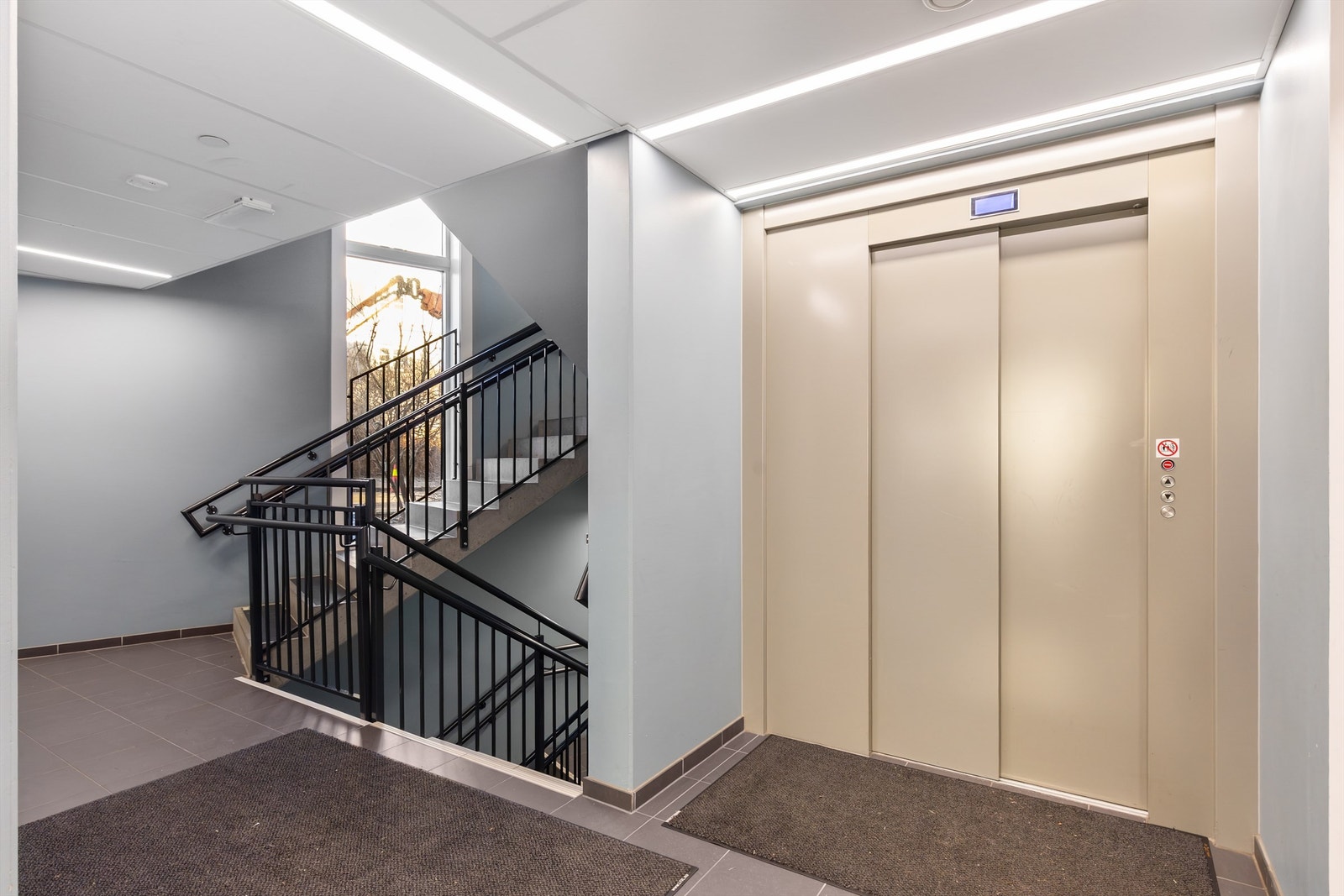 Det er heis i bygget Galleribilde