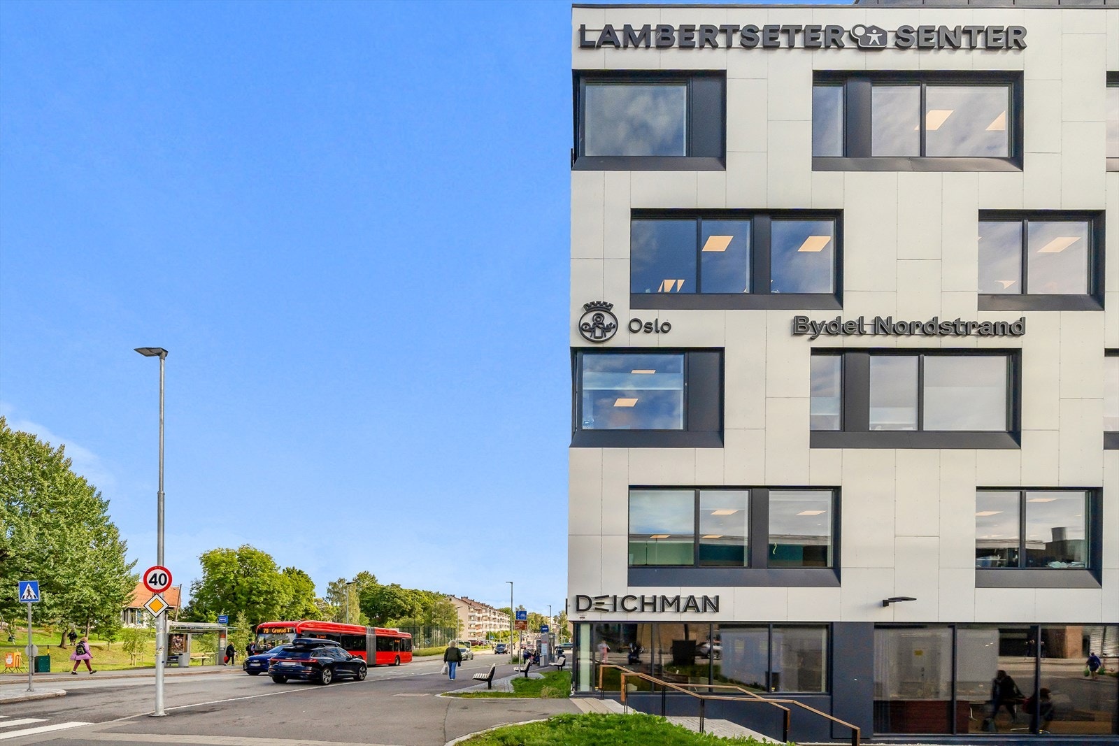 Deichman Lambertseter. Galleribilde