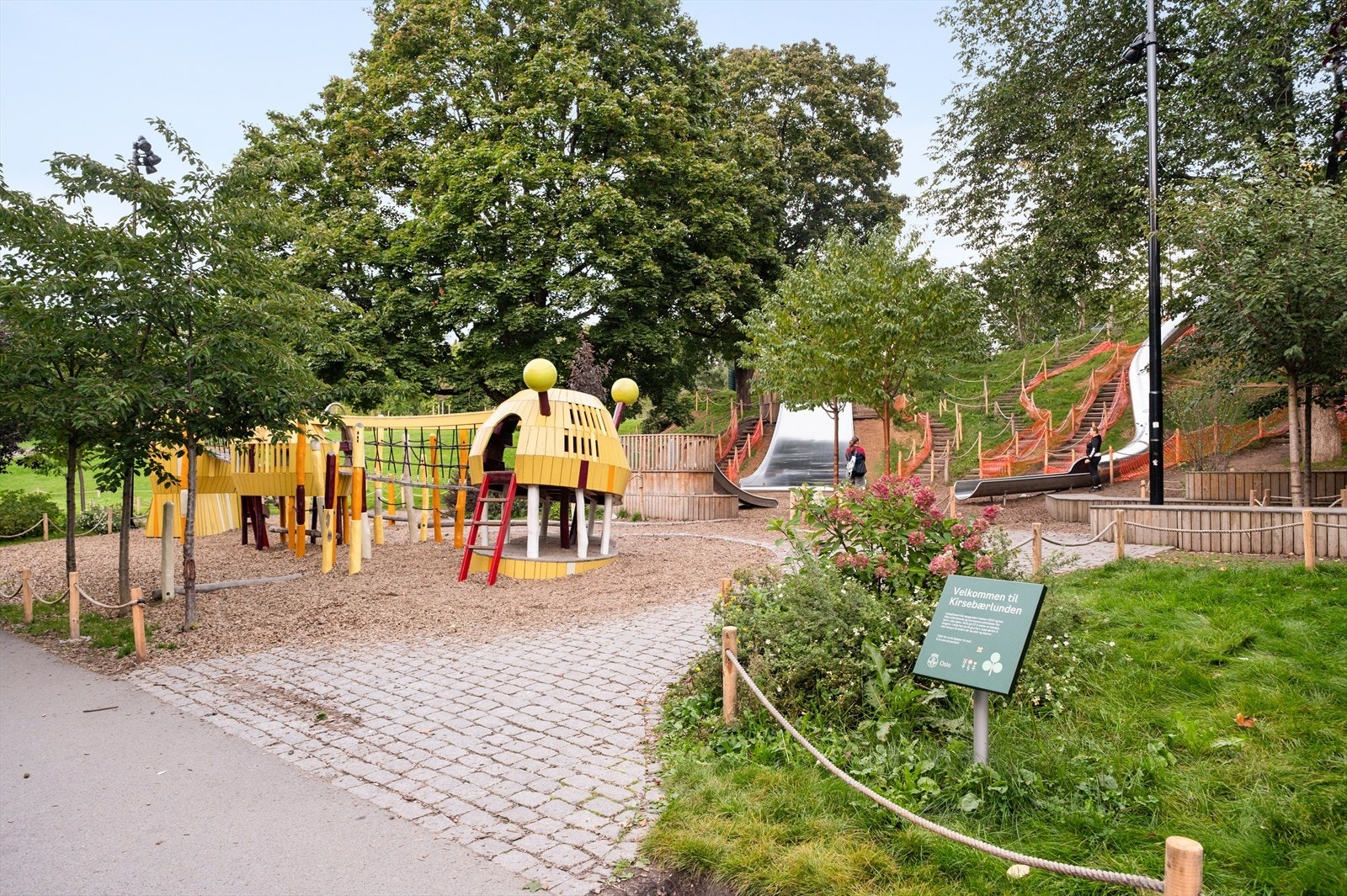 Tøyen er et satsningsområde for Oslo kommune, hvor store oppgraderinger allerede er gjennomført og nye prosjekter er i gang. Galleribilde