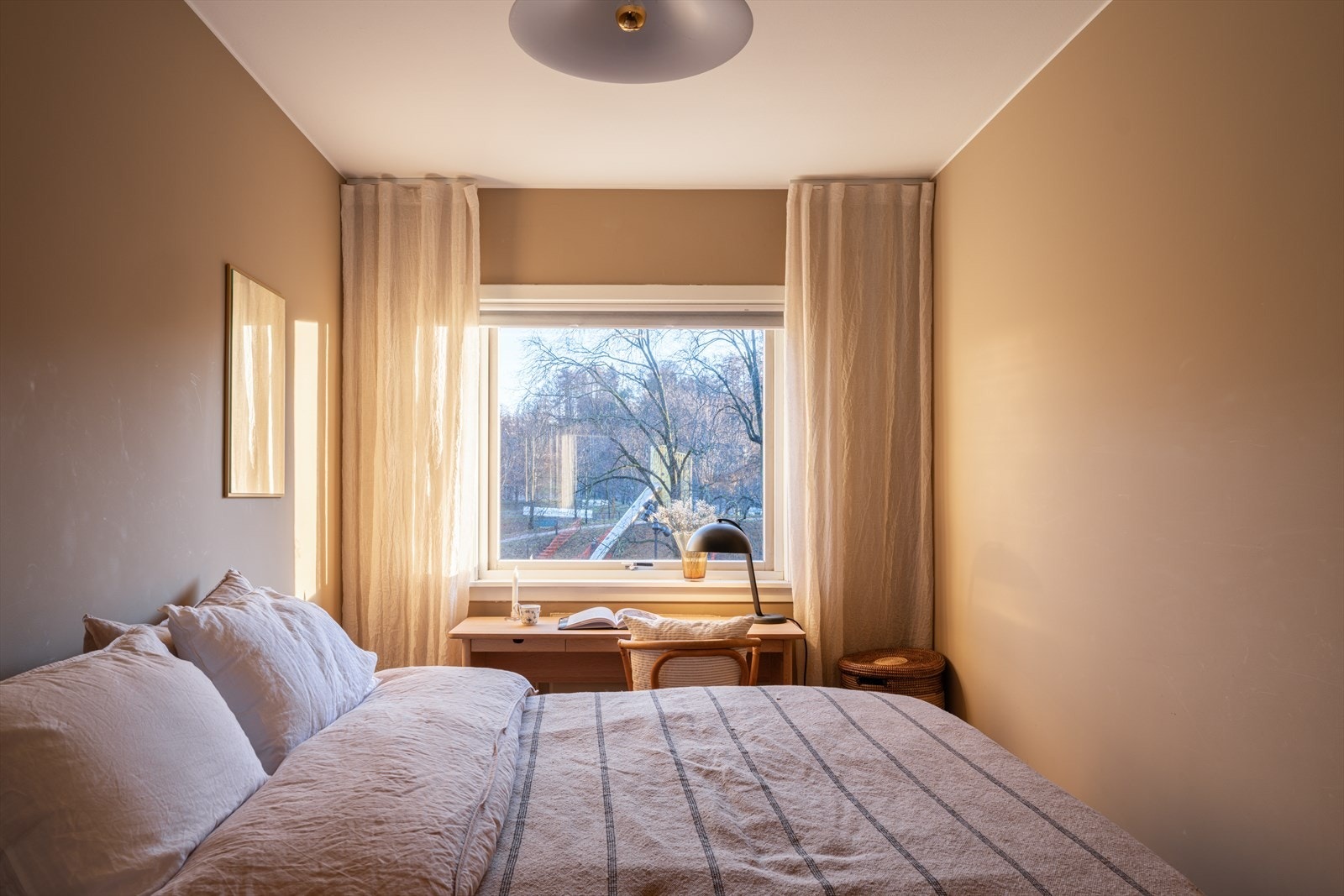 Soverommene vender mot et rolig, skjermet område. Galleribilde