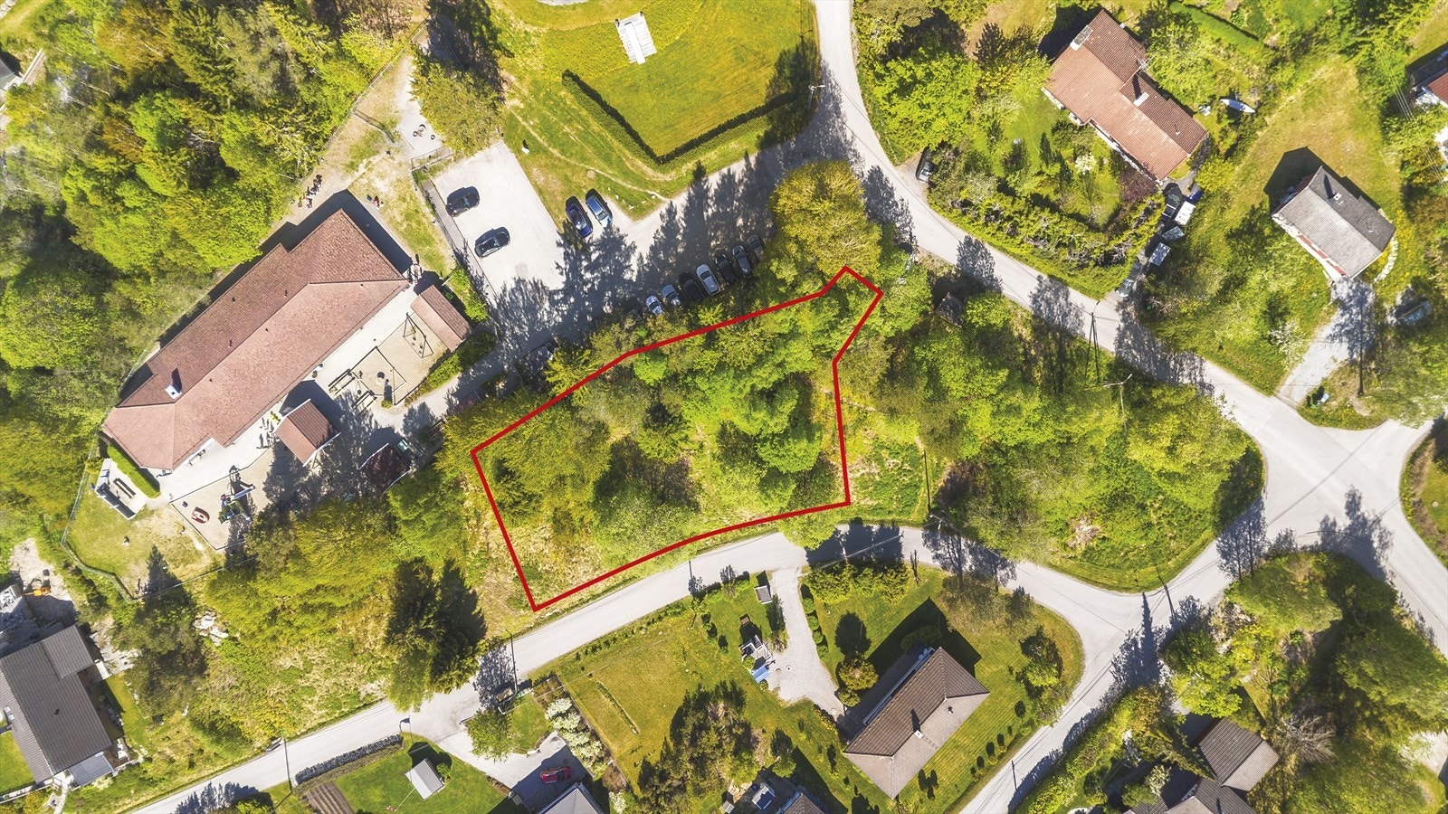 Dalhaugveien 29B og C har et areal på 1 317,90 m² Galleribilde