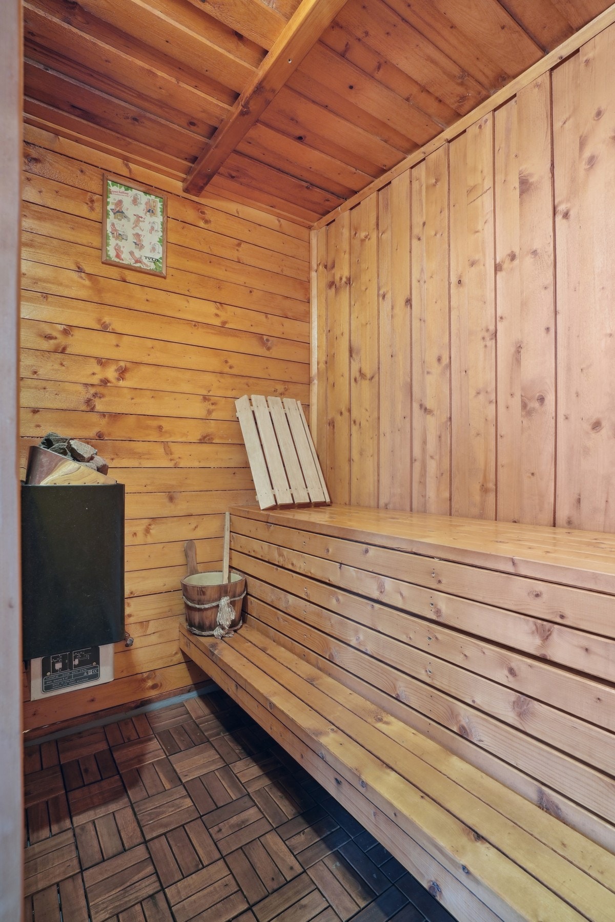 Her er det blant annet en sauna - Galleribilde