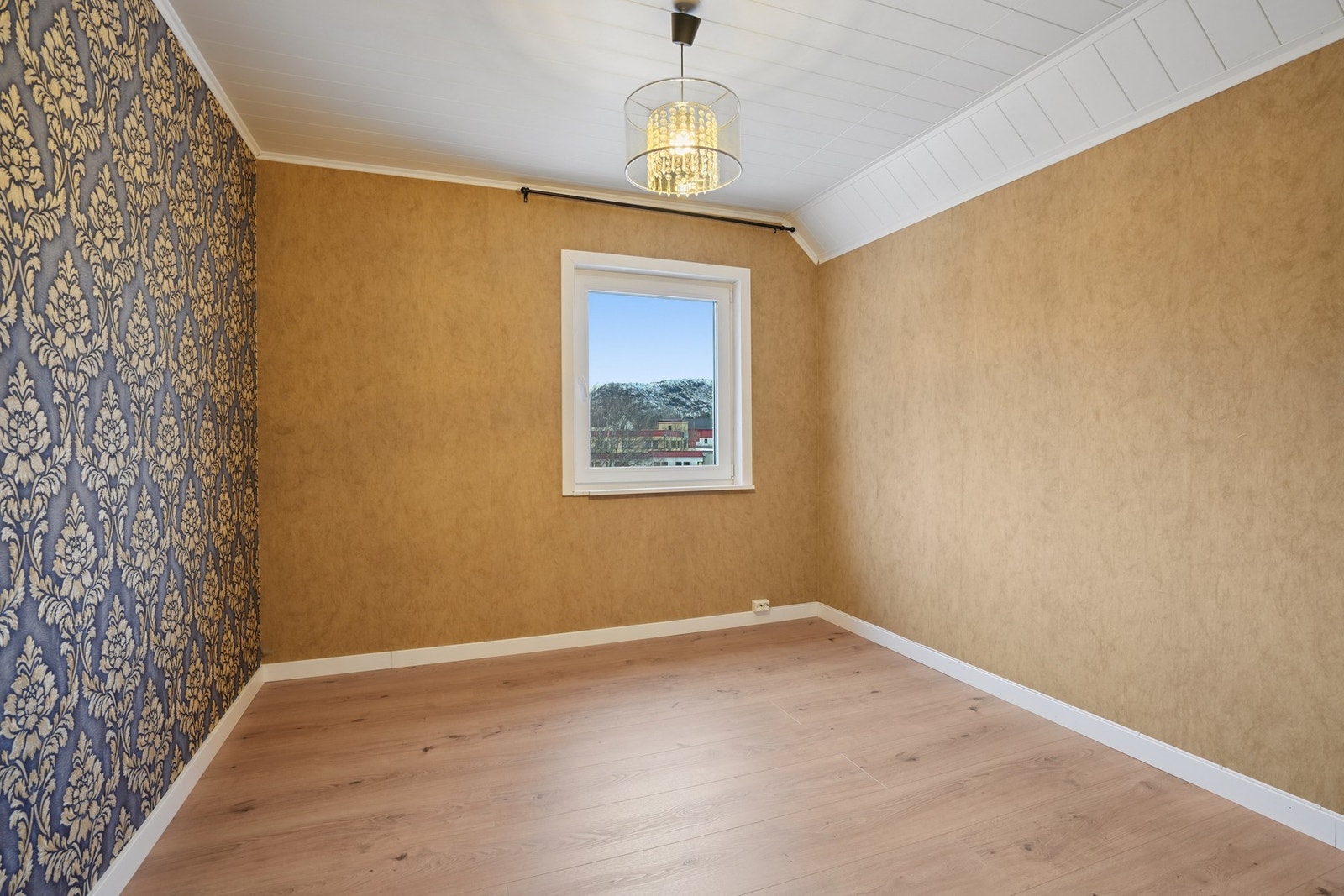 Det er to soverom i etasjen - Galleribilde