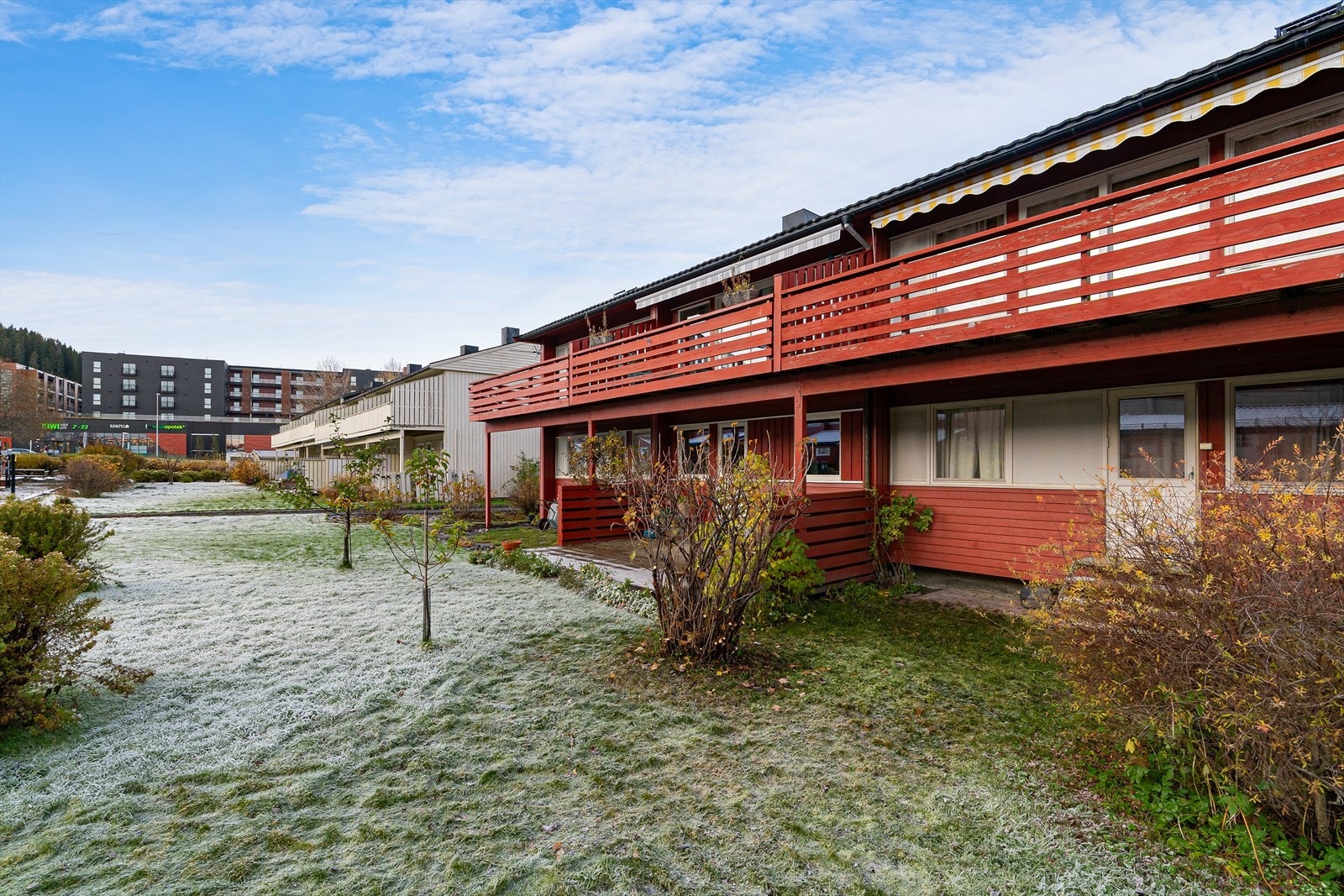 Selveier tomt på 180 m². Galleribilde