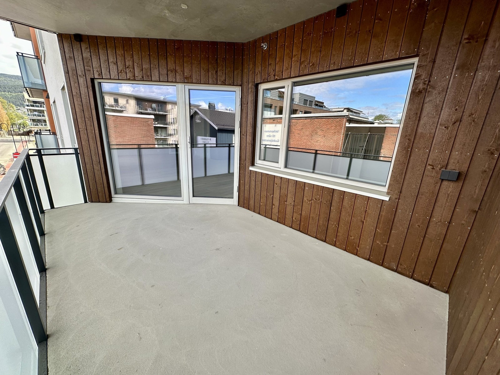 Overbygget nordvestvendt balkong på 11 kvm Galleribilde