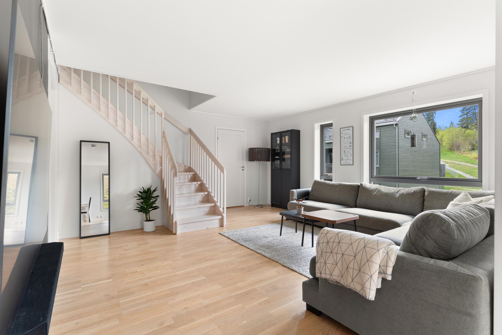 Eiendomsmegler Krogsveen avd. Årnes har gleden av å presentere Steinbukken 66! Galleribilde