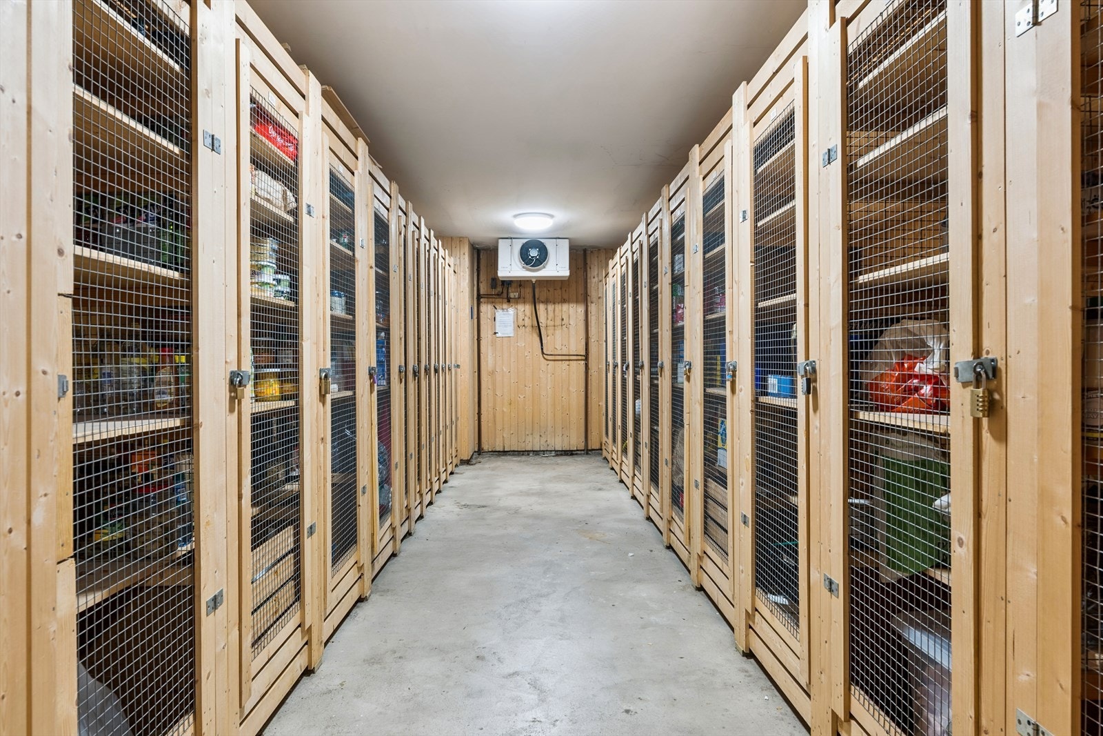 Du har også tilgang til egen kjølebod i samme etasje. Galleribilde