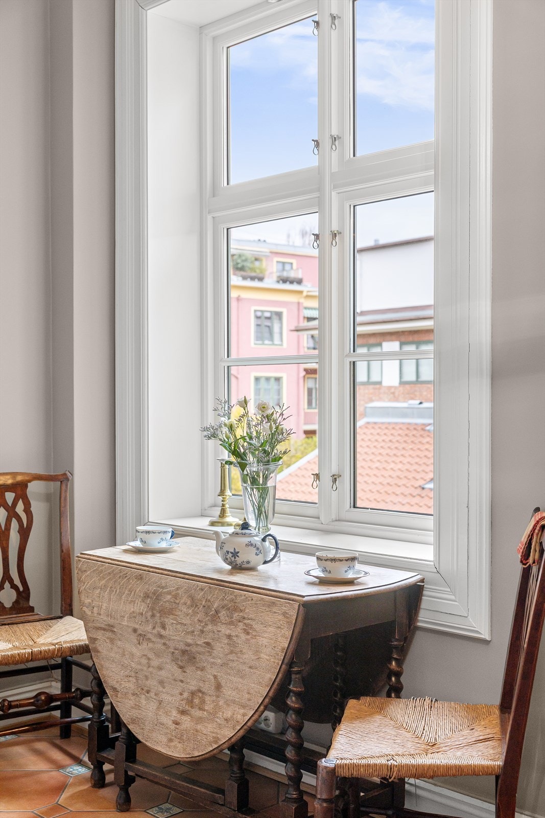 Plass til en liten spisegruppe. Galleribilde