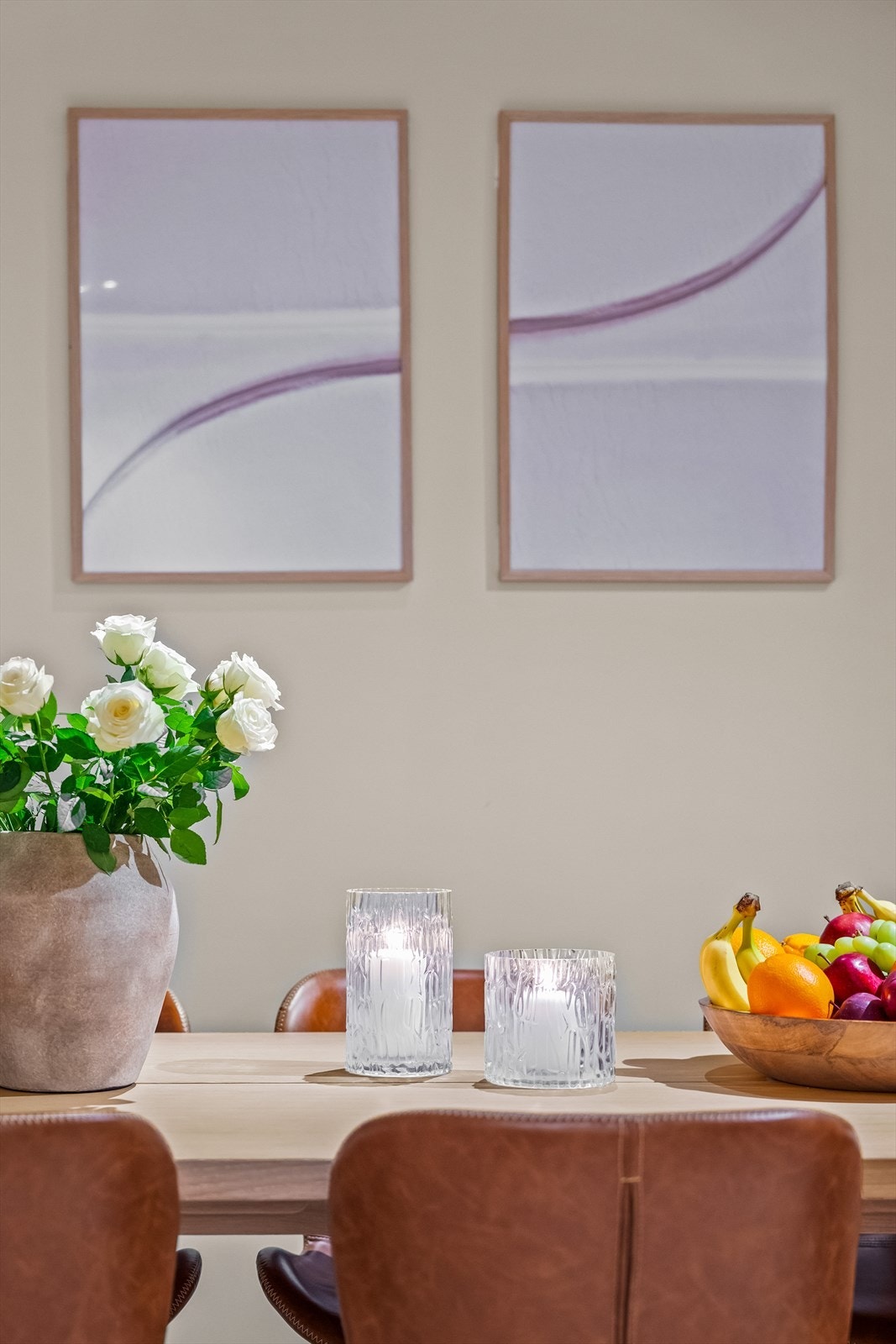 Vegger og tak har pene malte flater. Galleribilde